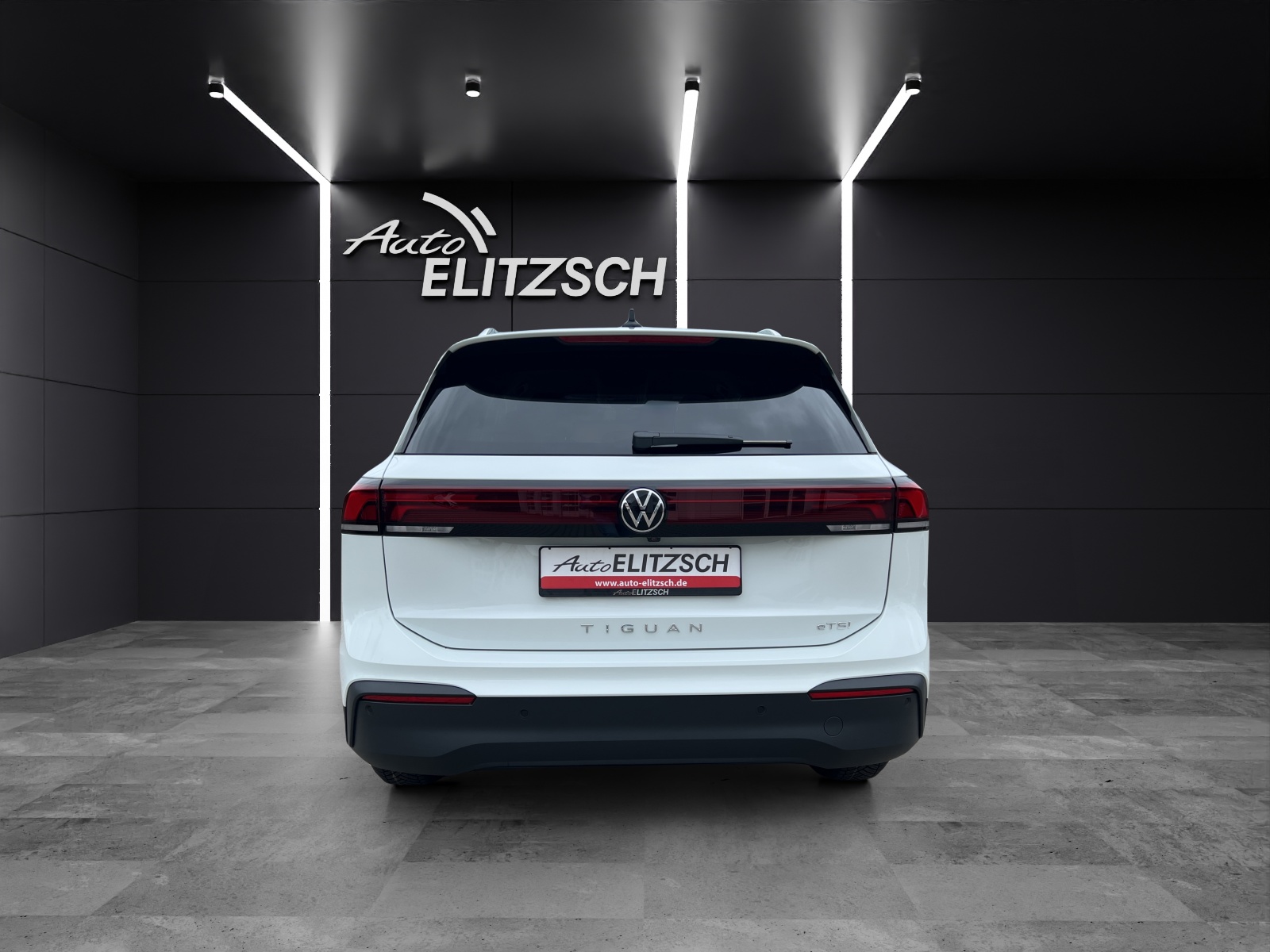 Fahrzeugabbildung Volkswagen Tiguan eTSI Life AHZV NAVI KEssy AreaView