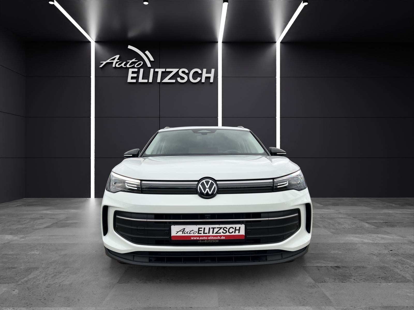 Fahrzeugabbildung Volkswagen Tiguan eTSI Life AHZV NAVI KEssy AreaView