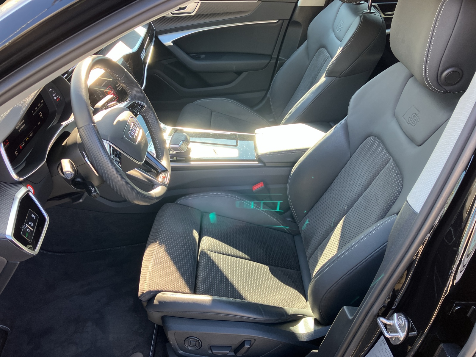 Fahrzeugabbildung Audi S6 Avant 3.0 TDI quattro Matrix LED Tiptronic Rückfk
