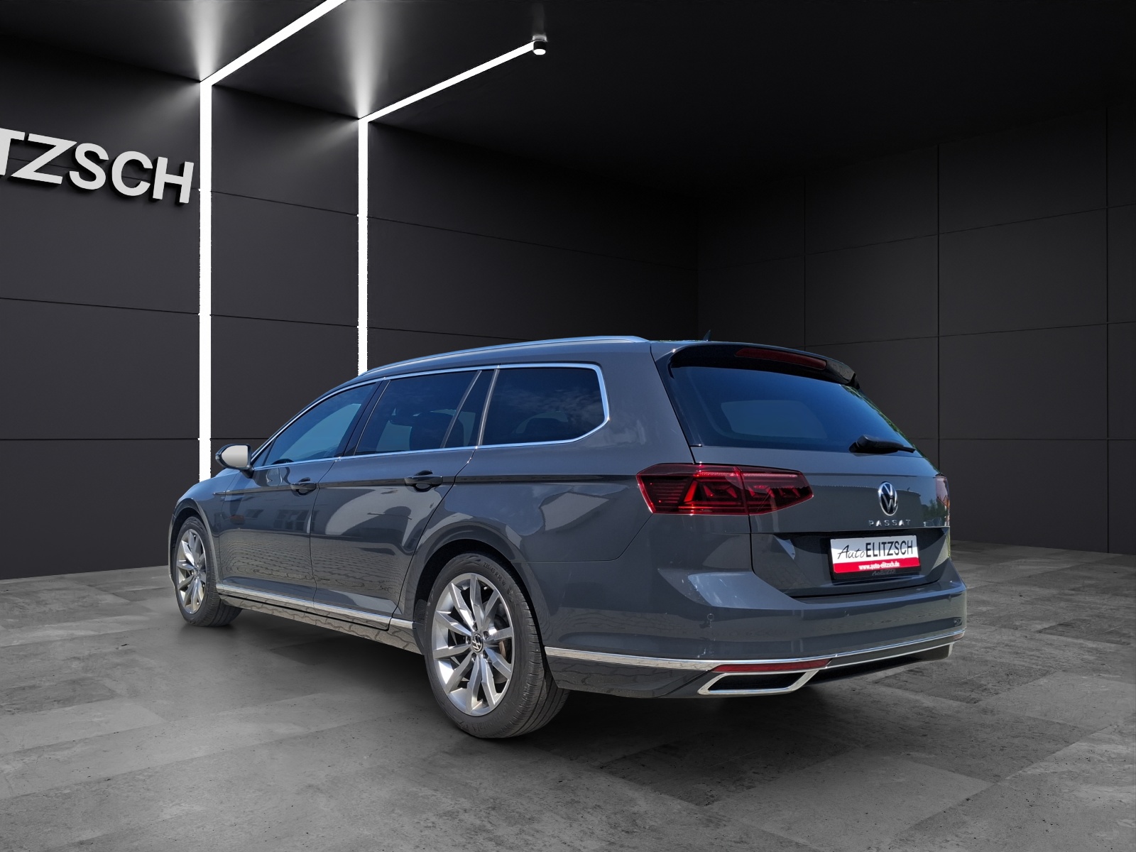 Fahrzeugabbildung Volkswagen Passat Variant TDI Elegance DSG R-Line Matrix AHK Navi ACC RFK Harman SH 19