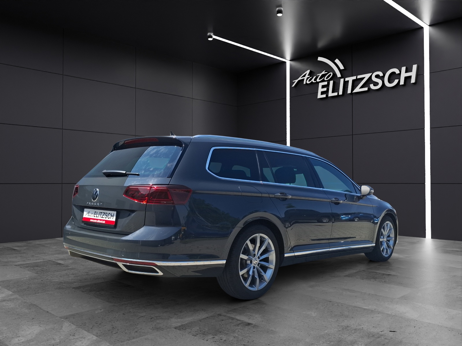 Fahrzeugabbildung Volkswagen Passat Variant TDI Elegance DSG R-Line Matrix AHK Navi ACC RFK Harman SH 19