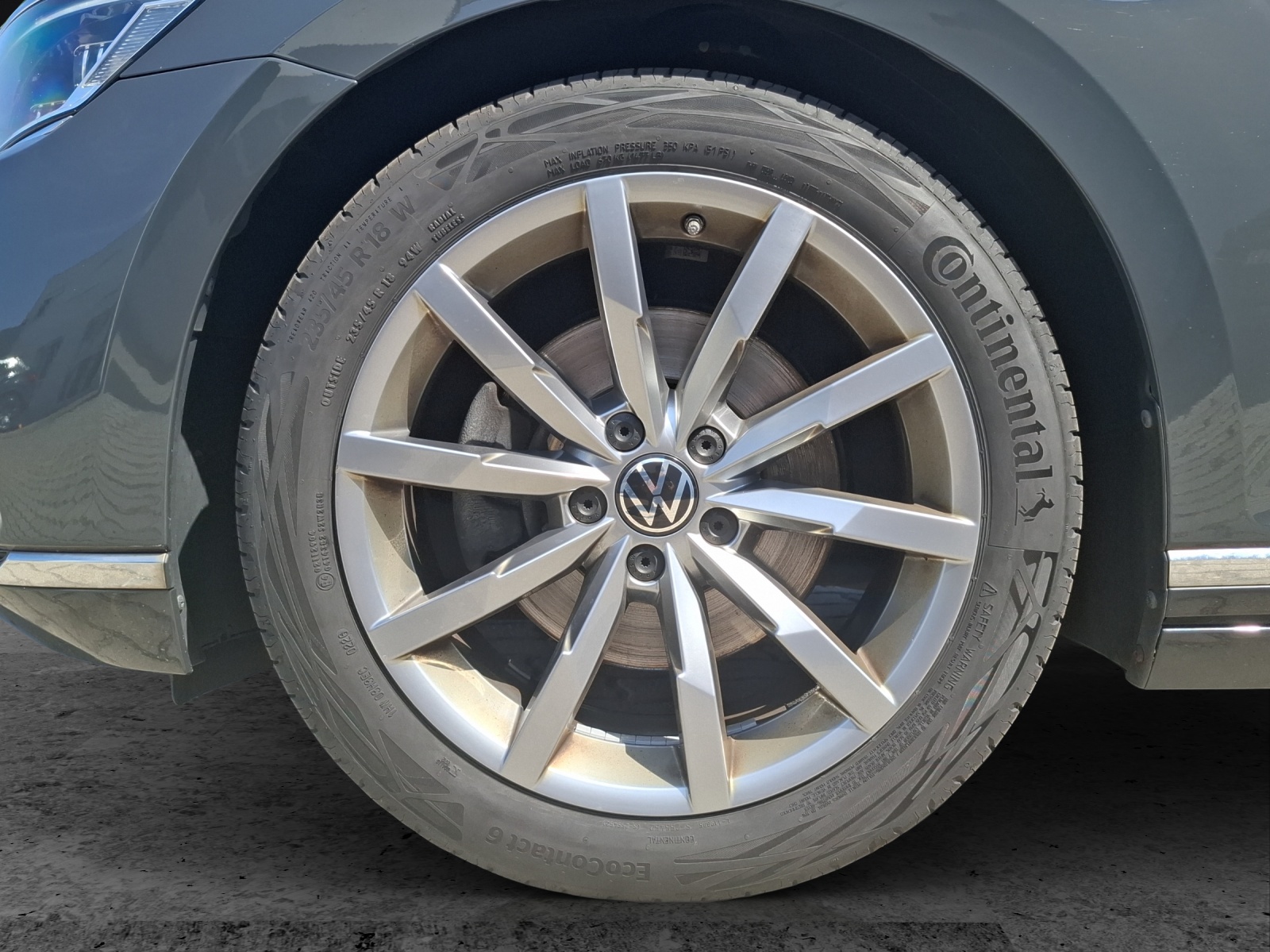 Fahrzeugabbildung Volkswagen Passat Variant TDI Elegance DSG R-Line Matrix AHK Navi ACC RFK Harman SH 19