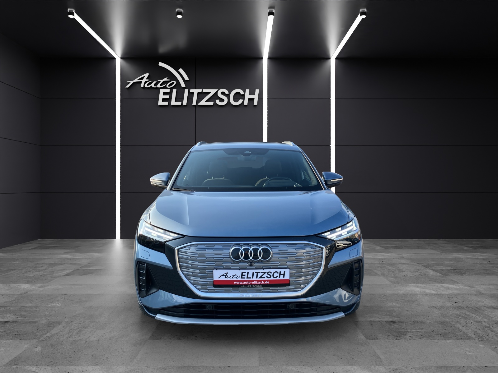 Fahrzeugabbildung Audi Q4 e-tron 50 quattro AHK Matrix