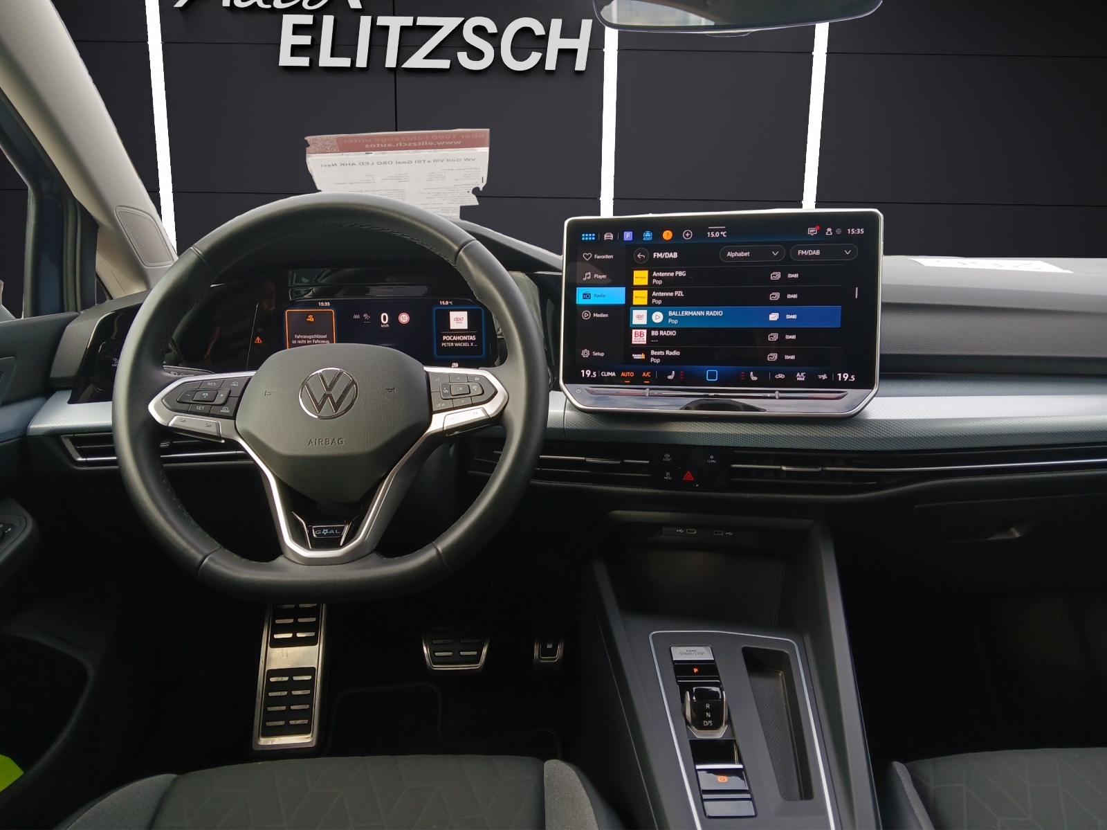 Fahrzeugabbildung Volkswagen Golf VIII eTSI Goal DSG LED AHK Navi AID ACC RFK SH