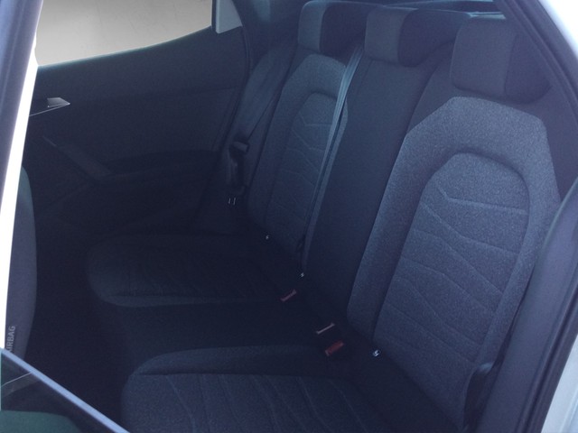 Fahrzeugabbildung SEAT Arona Xperience DSG LED RFK App ACC SH
