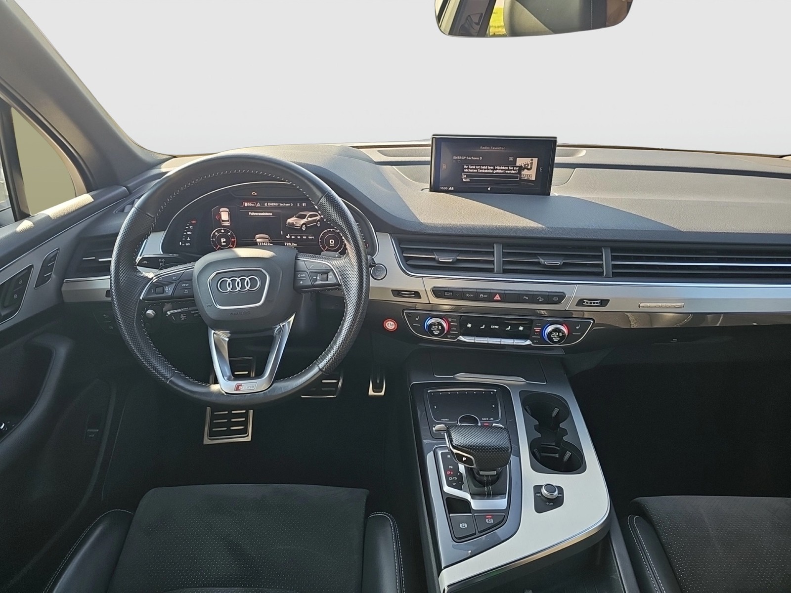 Fahrzeugabbildung Audi Q7 50 S-Line TDI quattro LED LUFT STHG VC HUD AHZ RFK SH