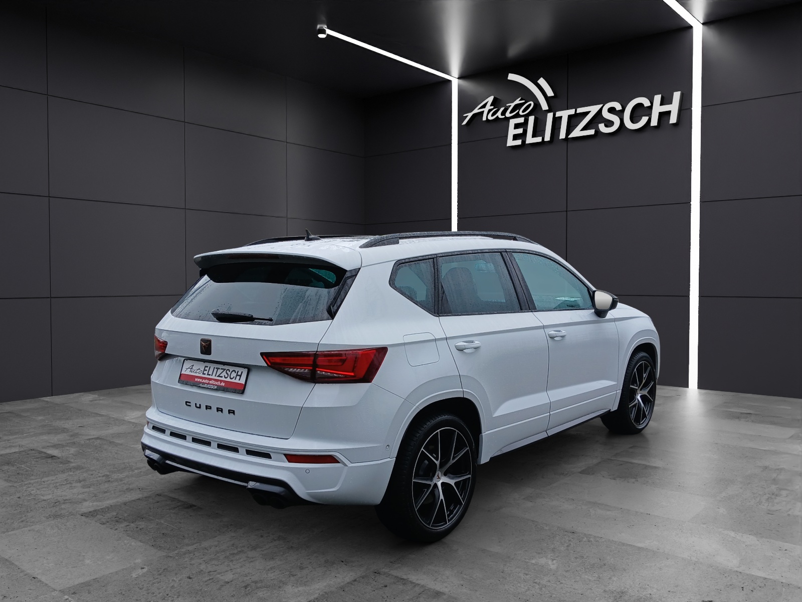Fahrzeugabbildung CUPRA Ateca TSI DSG 4Drive LED AHK Navi Pano AID ACC Park-Assist SH