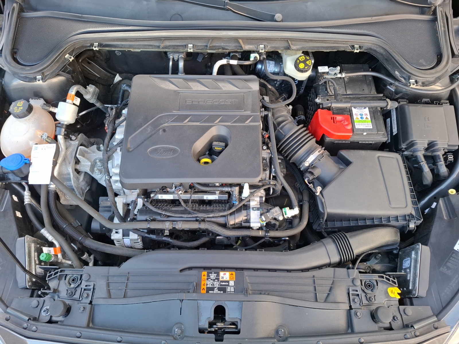 Fahrzeugabbildung Ford Focus Turnier ST-Line LED ACC NAVI 18