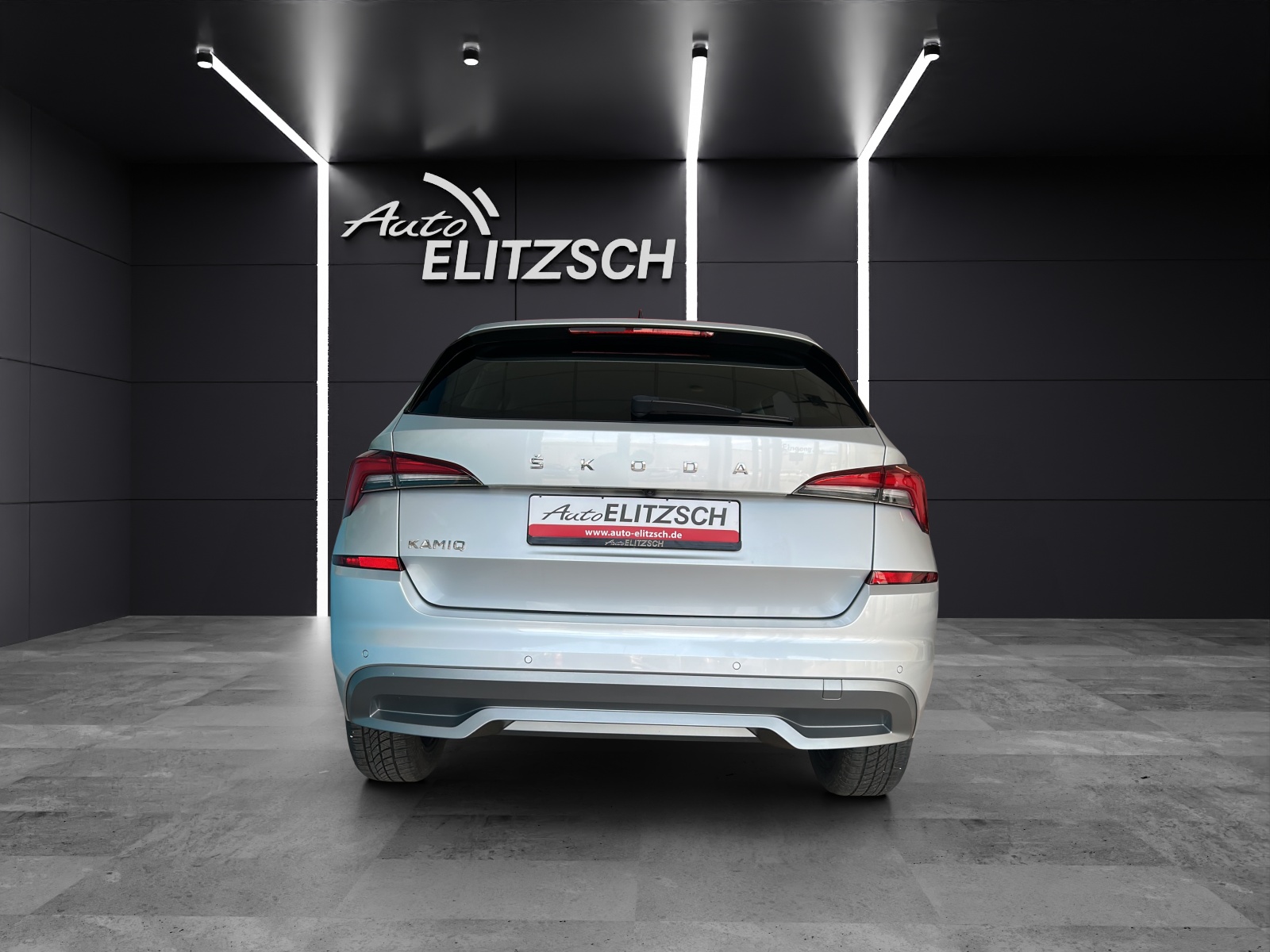 Fahrzeugabbildung SKODA Kamiq TSI Tour DSG LED Navi AID ACC RFK SH