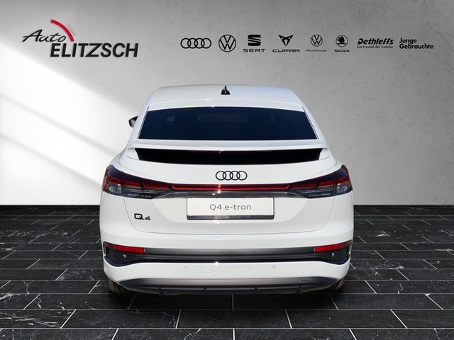 Fahrzeugabbildung Audi Q4 e-tron Sportback 40 e-tron S line, Matrix LED, MMI Navi, Sonos Premium Soundsystem