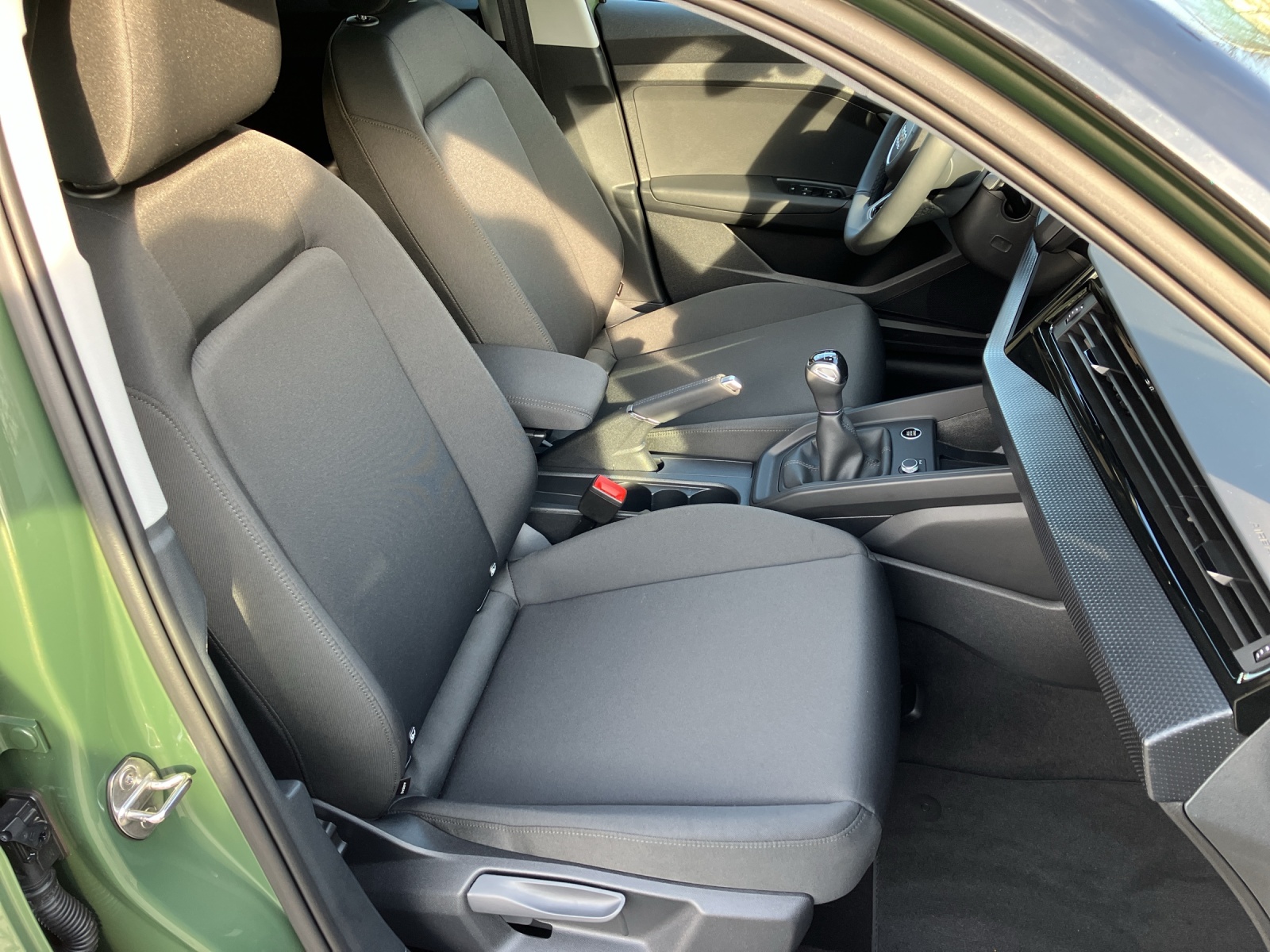 Fahrzeugabbildung Audi A1 Sportback 25 TFSI advanced LED AVC Climatronic PDC SH