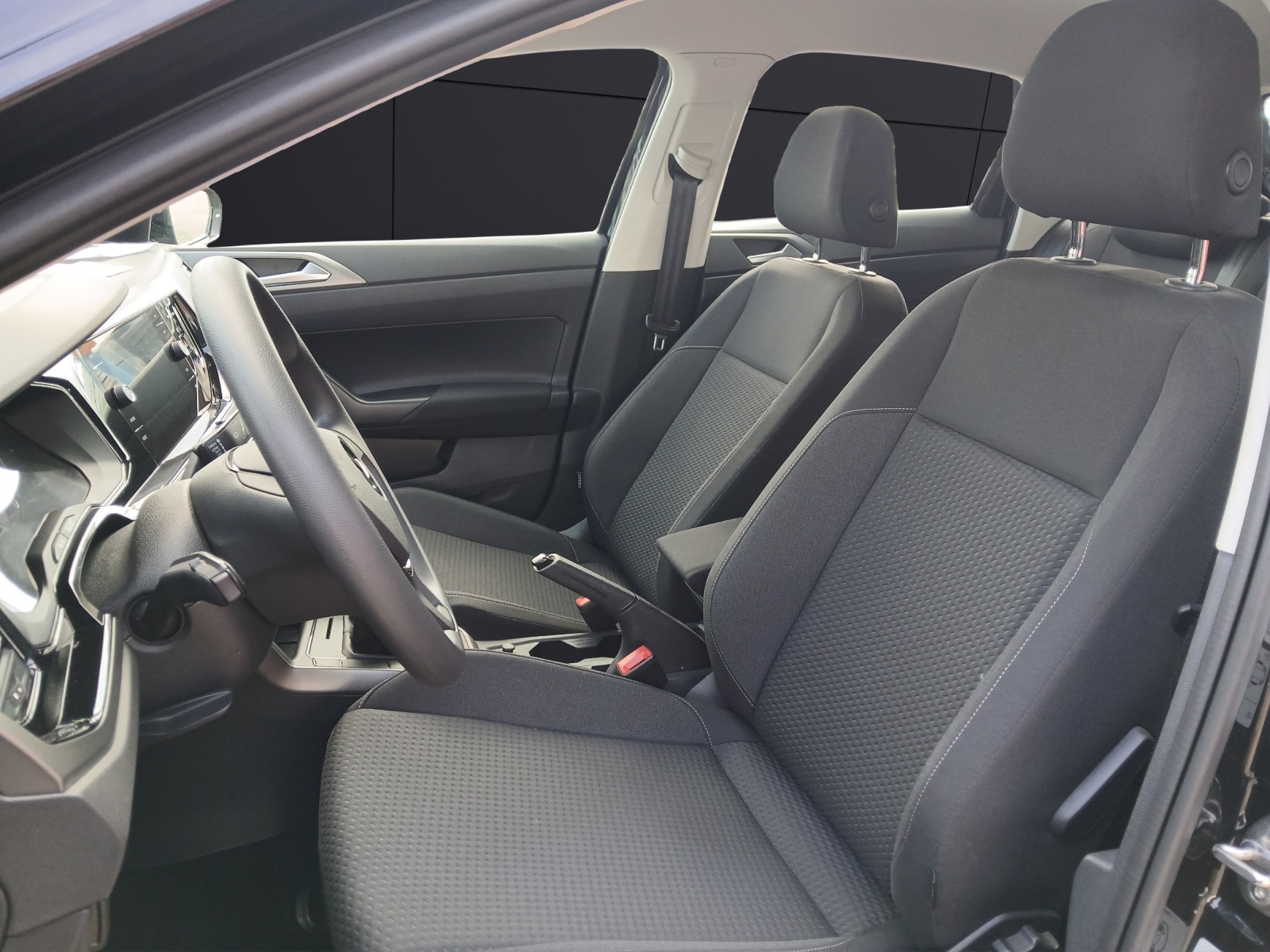 Fahrzeugabbildung Volkswagen Polo Comfortline 1.0 TSI Navi Klima PDC SH