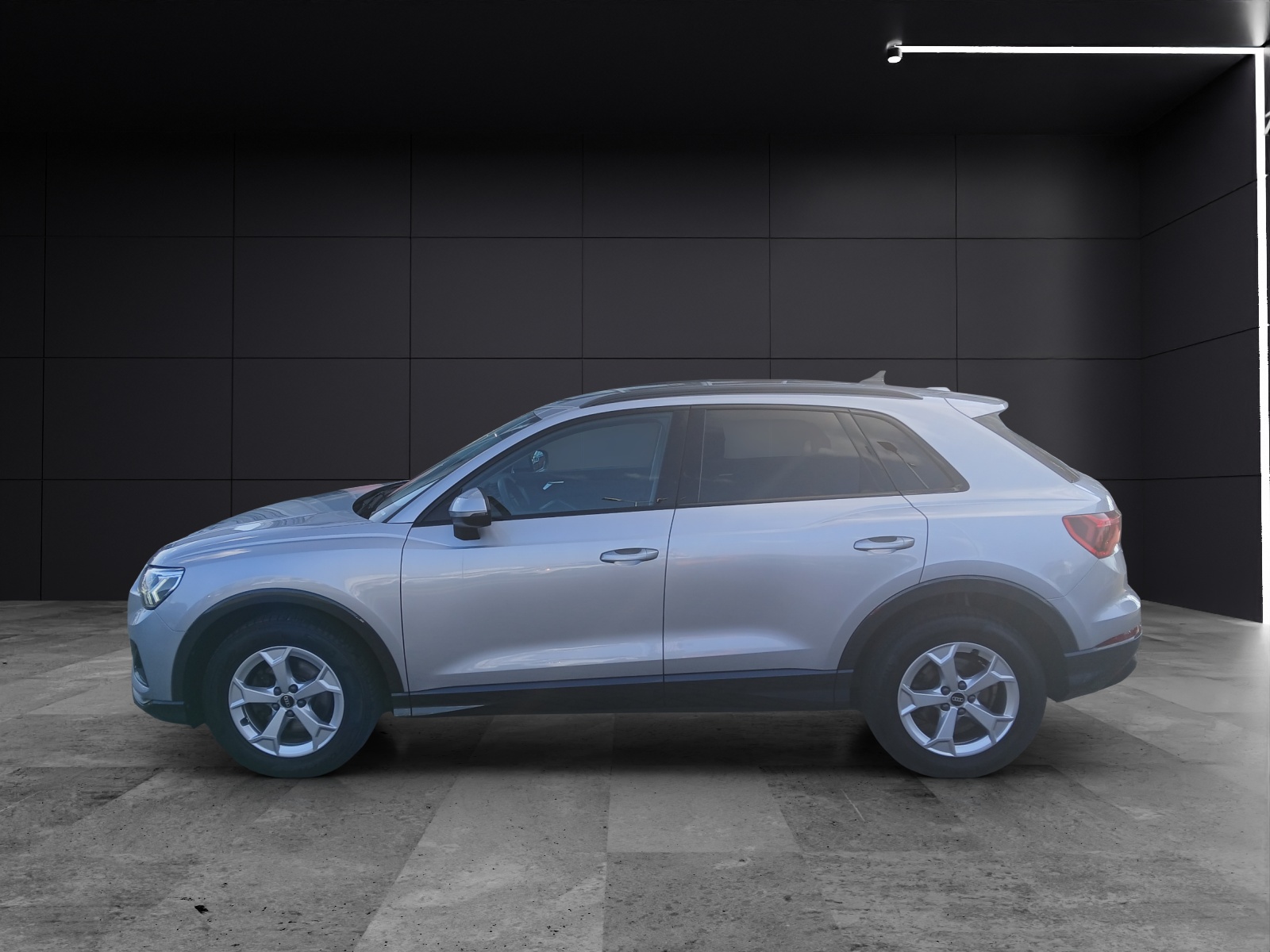 Fahrzeugabbildung Audi Q3 35 TDI advanced S-tronic LED AHK AVC ACC