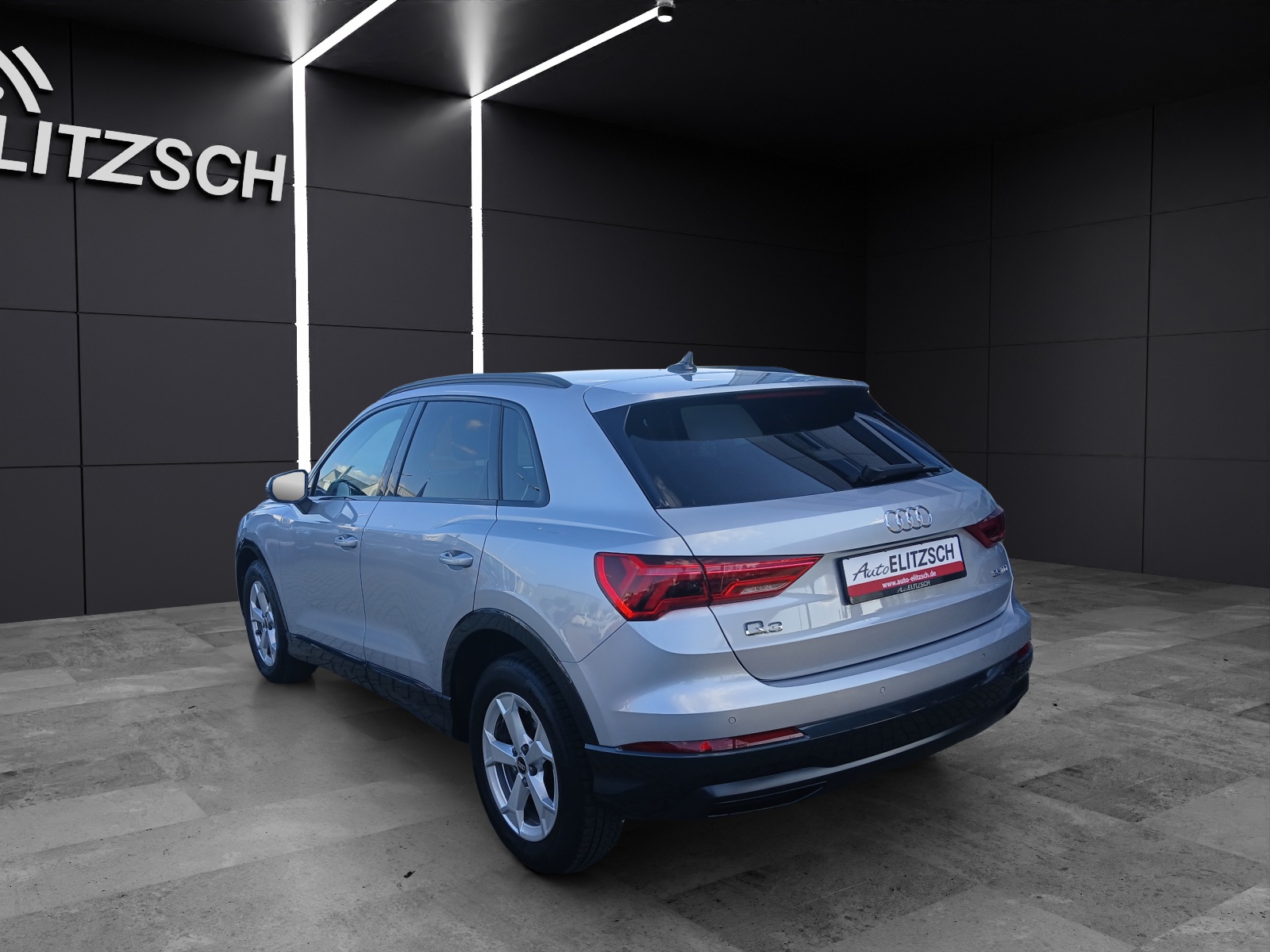 Fahrzeugabbildung Audi Q3 35 TDI advanced S-tronic LED AHK AVC ACC