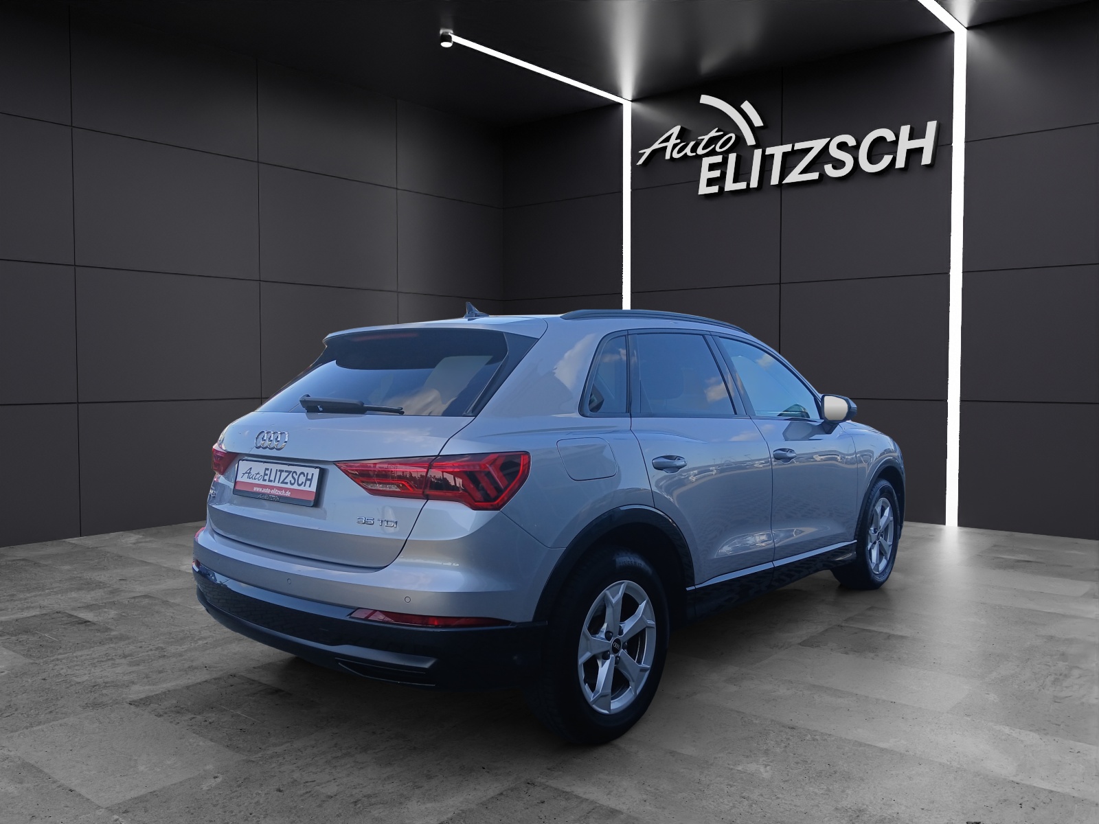 Fahrzeugabbildung Audi Q3 35 TDI advanced S-tronic LED AHK AVC ACC