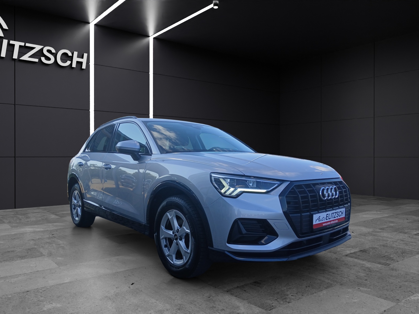 Fahrzeugabbildung Audi Q3 35 TDI advanced S-tronic LED AHK AVC ACC