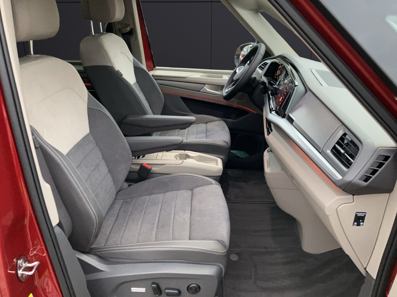 Fahrzeugabbildung Volkswagen T7 Multivan TDI GOAL I DSG KLIMA, AHK, STANDH., DCC