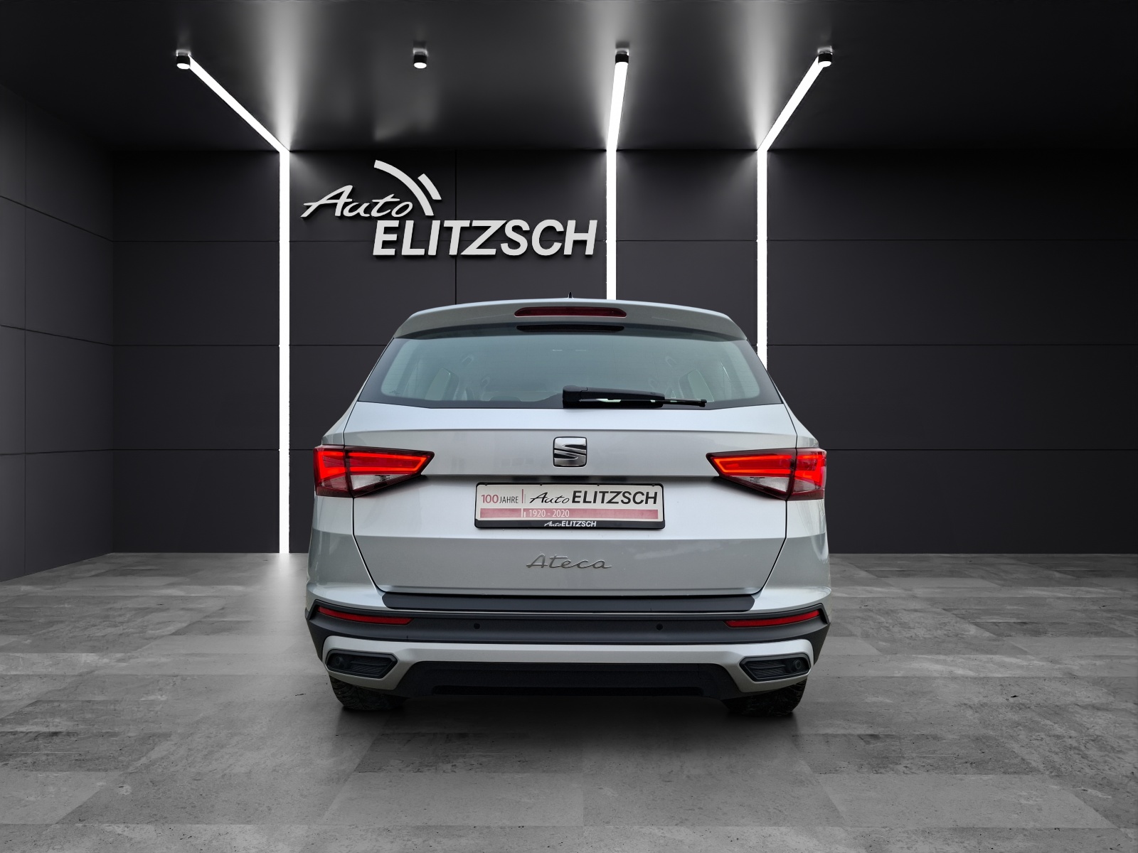 Fahrzeugabbildung SEAT Ateca TSI Style LED AHK Navi GRA PDC SH LM