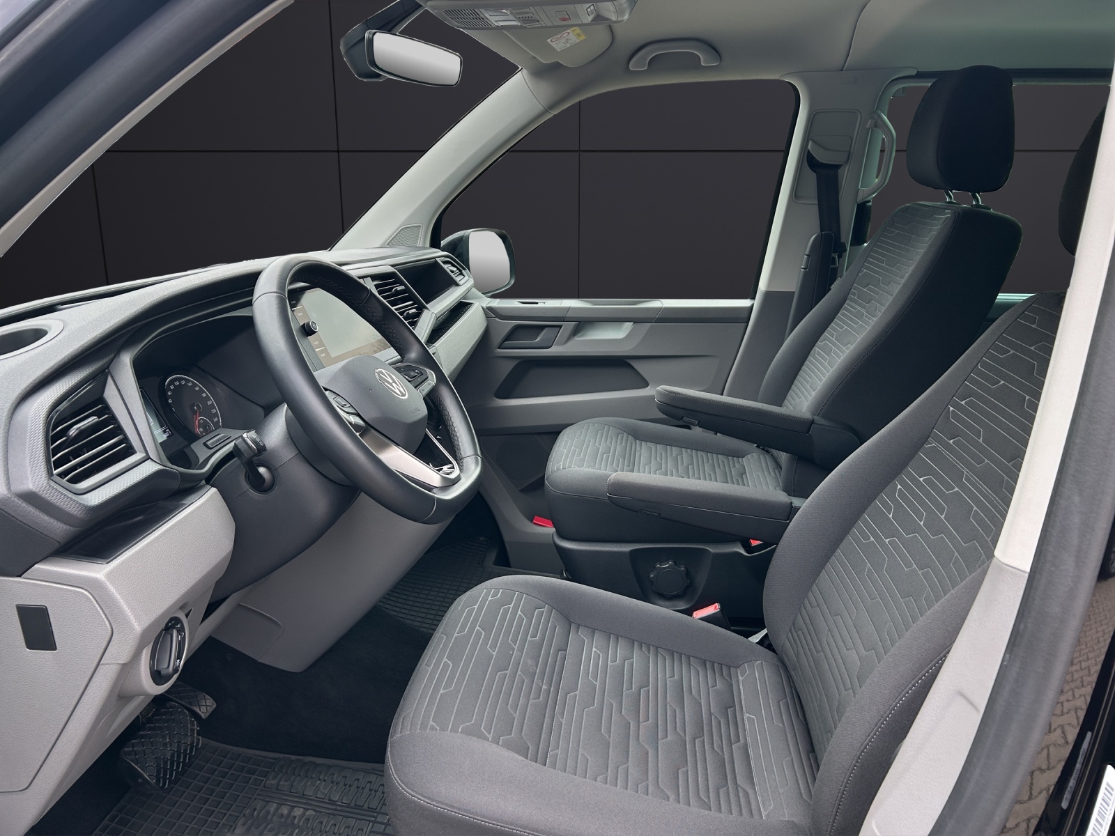 Fahrzeugabbildung Volkswagen T6 Caravelle T6.1 Comfortline DSG LED NAVI