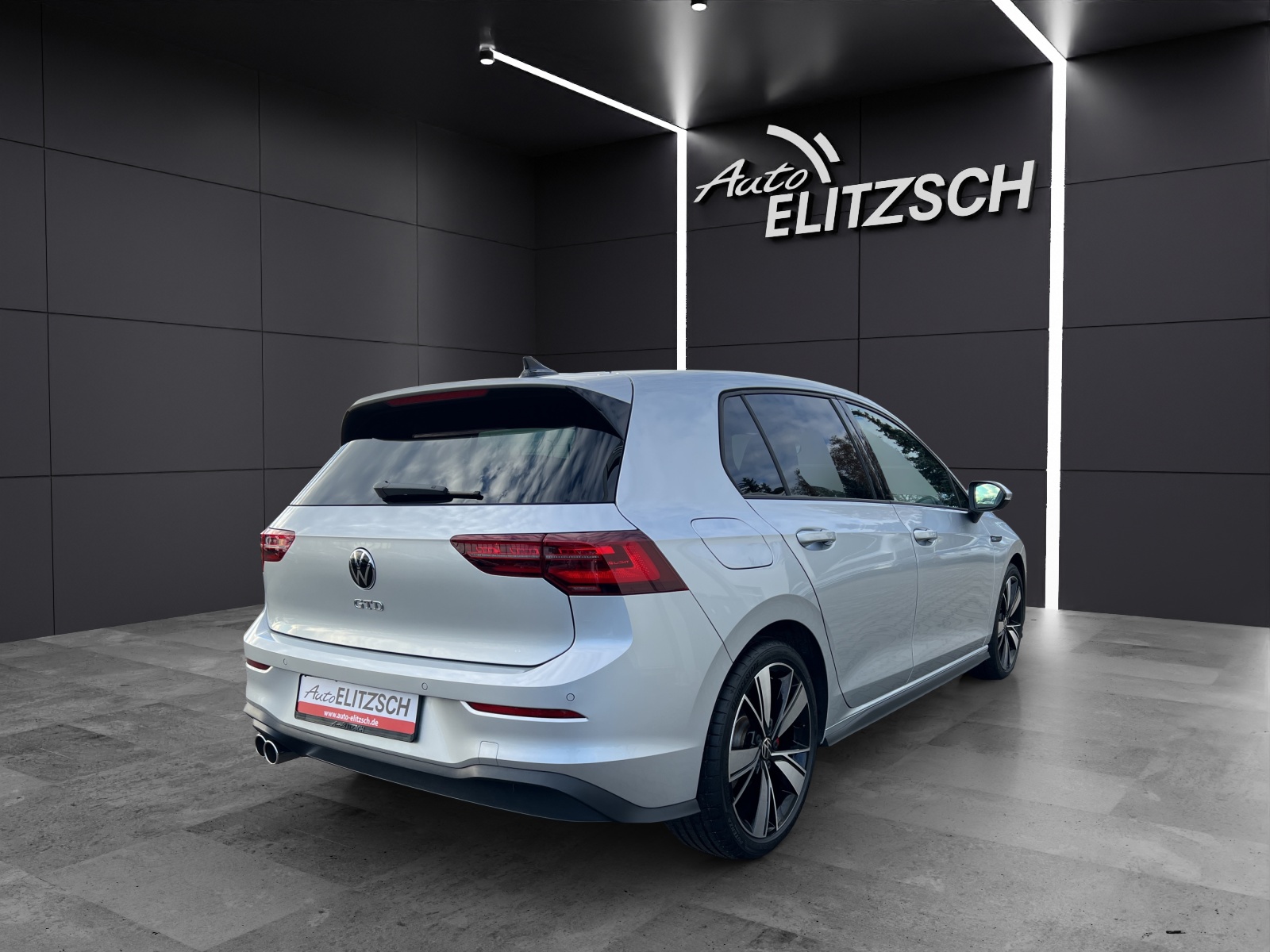 Fahrzeugabbildung Volkswagen Golf VIII GTD LEDER-Klimatisierung IQ-LED