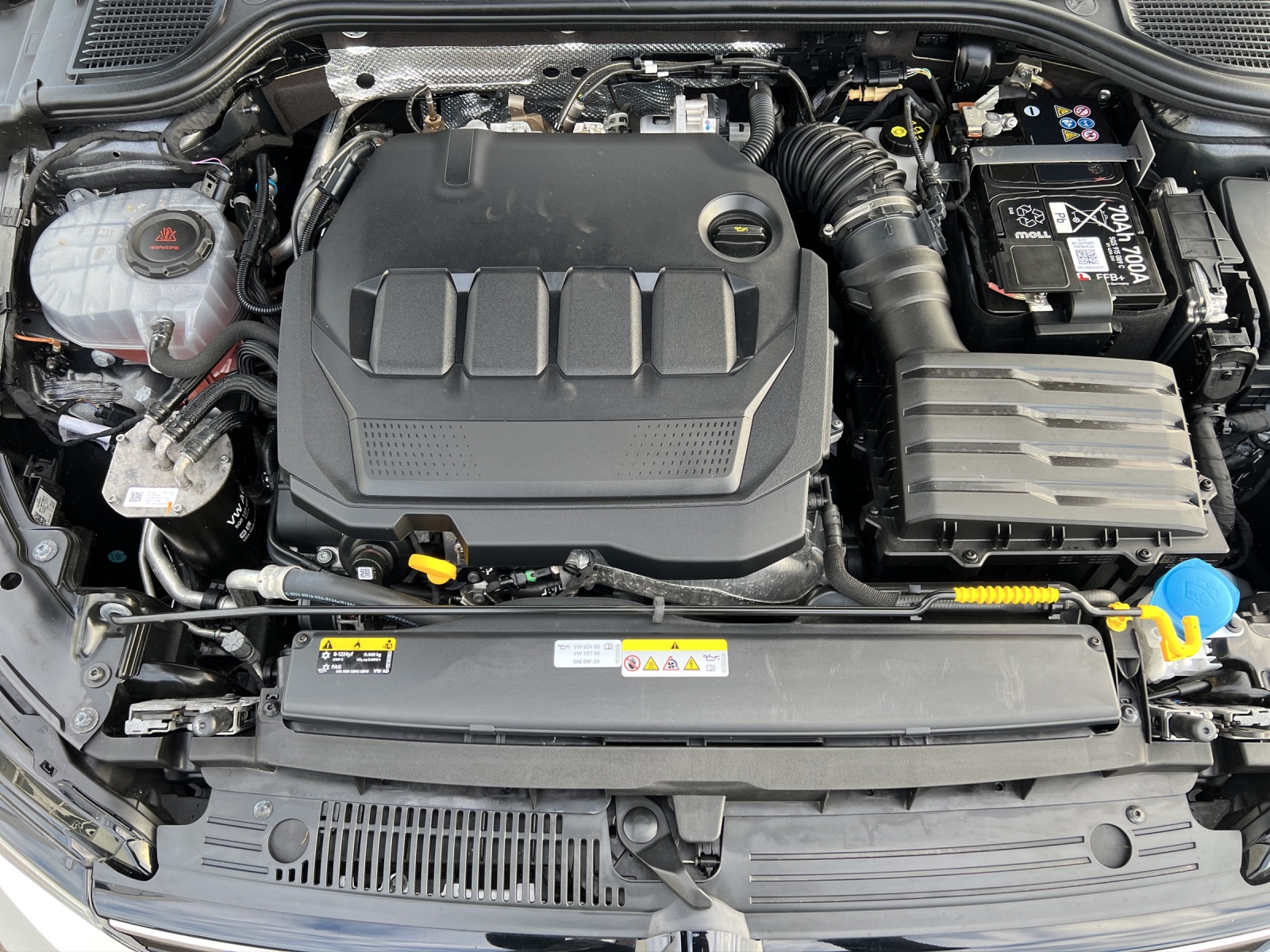 Fahrzeugabbildung Volkswagen Golf VIII GTD LEDER-Klimatisierung IQ-LED