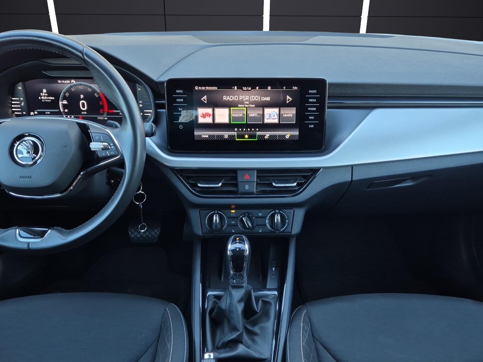 Fahrzeugabbildung SKODA Scala TSI Ambition DSG LED Navi AID GRA PDC SH LM