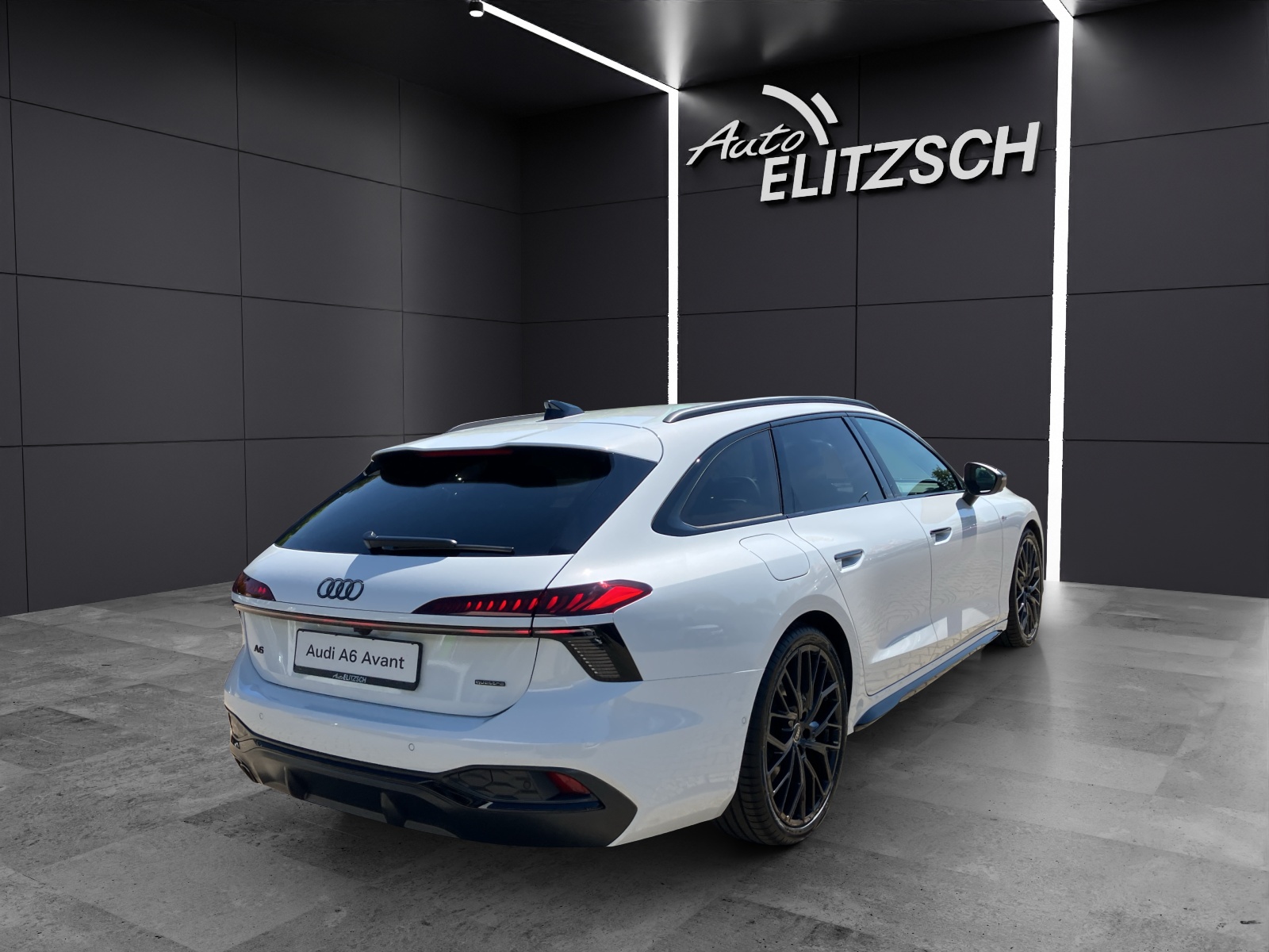 Fahrzeugabbildung Audi A6 Avant TDI quattro S tronic Matrix