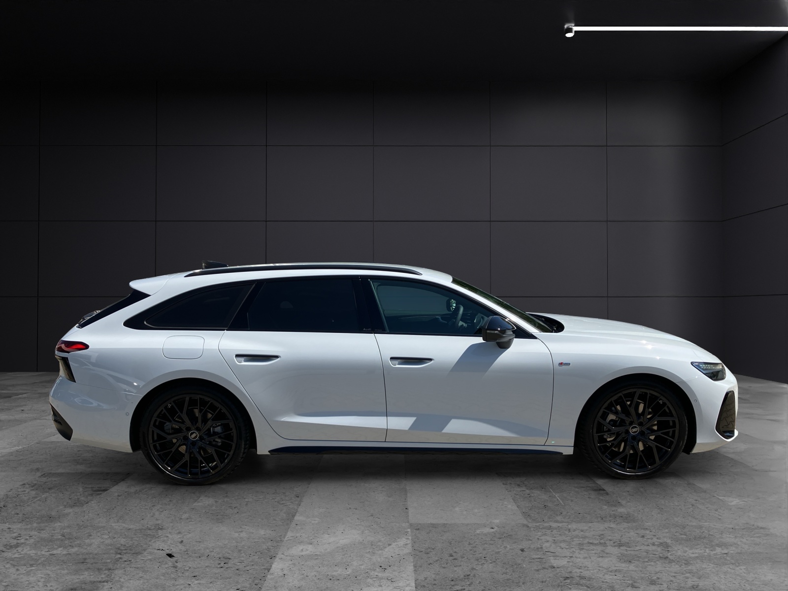 Fahrzeugabbildung Audi A6 Avant TDI quattro S tronic Matrix