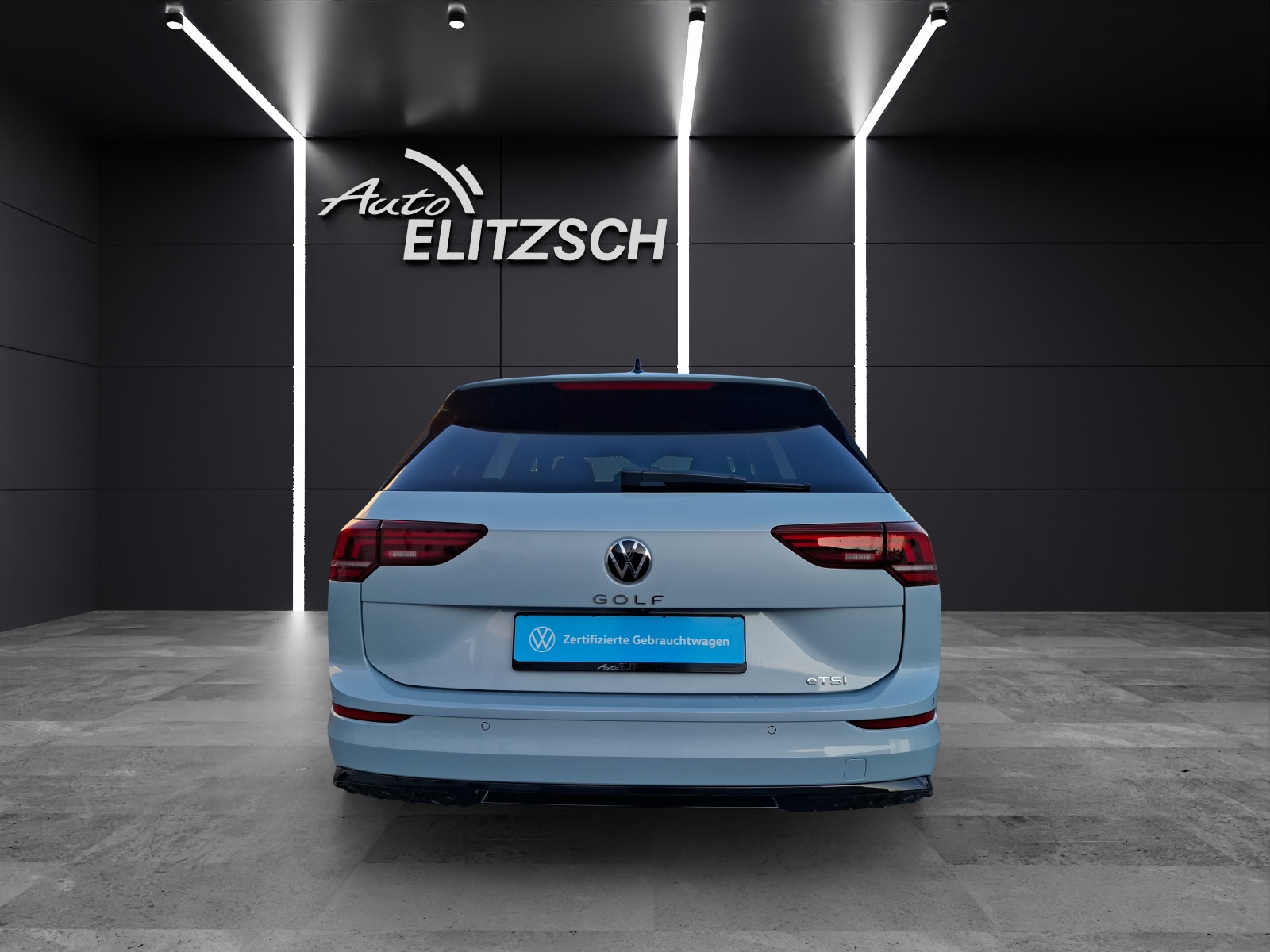 Fahrzeugabbildung Volkswagen Golf VIII Variant eTSI R-Line DSG LED AHK Navi AID HUD ACC RFK SH