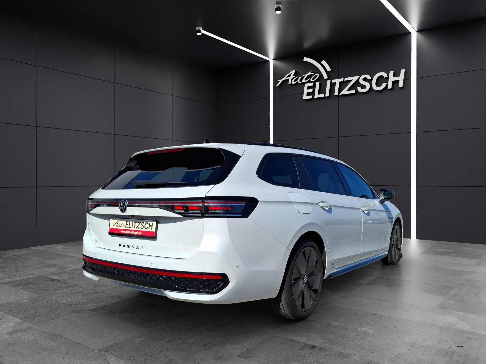 Fahrzeugabbildung Volkswagen Passat TDI R-line Pano STH IQ.Light AHK ACC