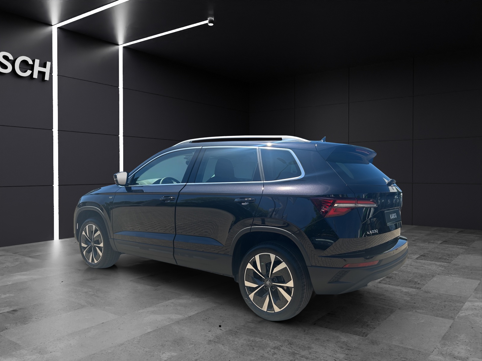 Fahrzeugabbildung SKODA Karoq 2.0 TDI Tour MATRIX AHK