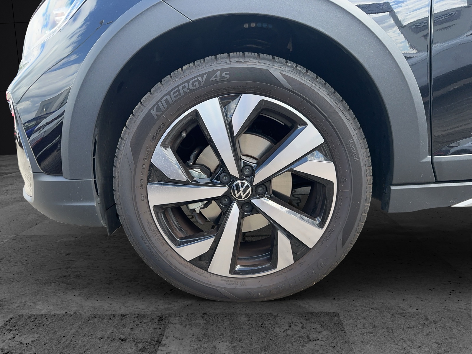 Fahrzeugabbildung Volkswagen Taigo 1.5 TSI Style DSG IQ.Light 17