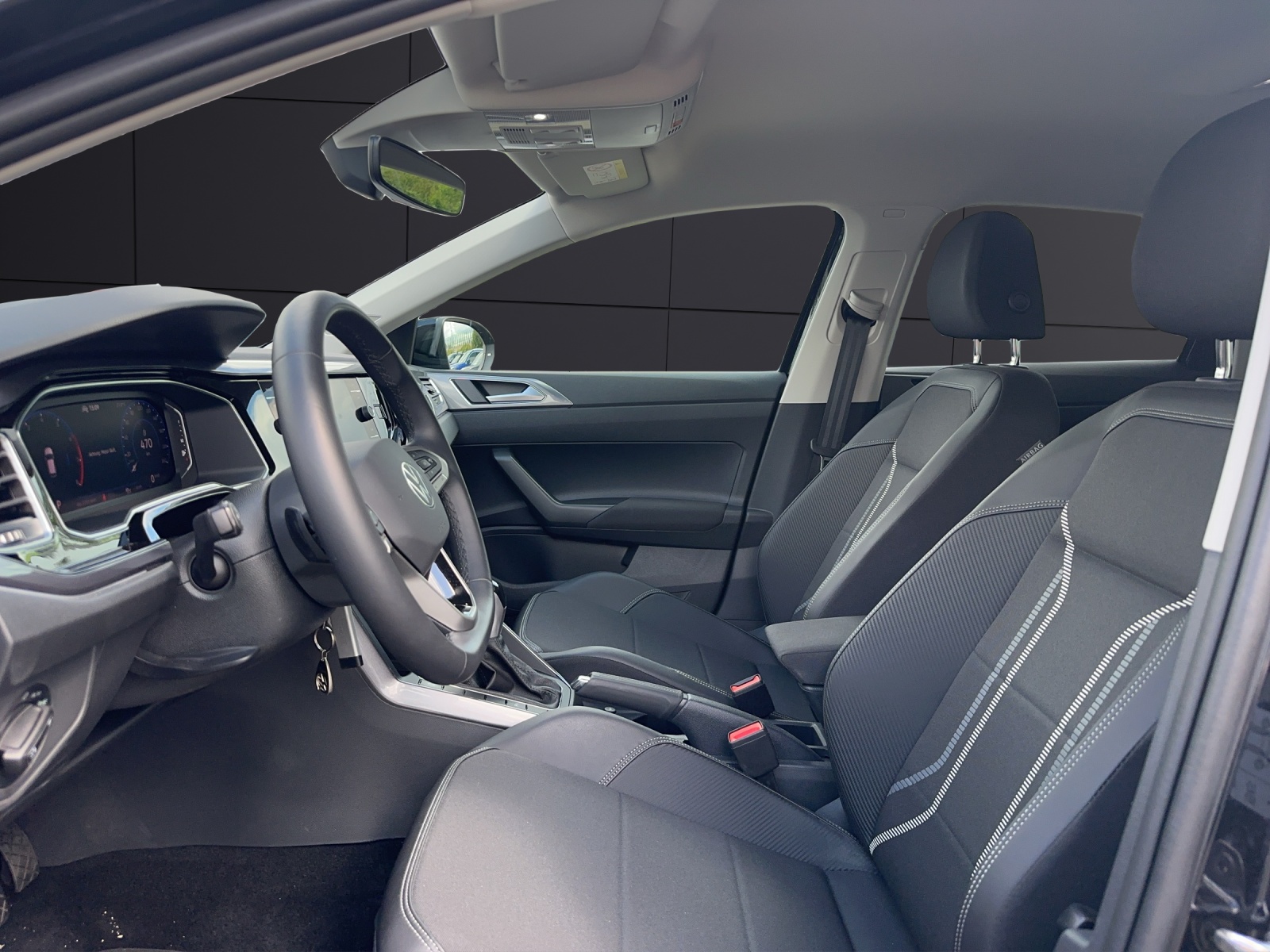 Fahrzeugabbildung Volkswagen Taigo 1.5 TSI Style DSG IQ.Light 17