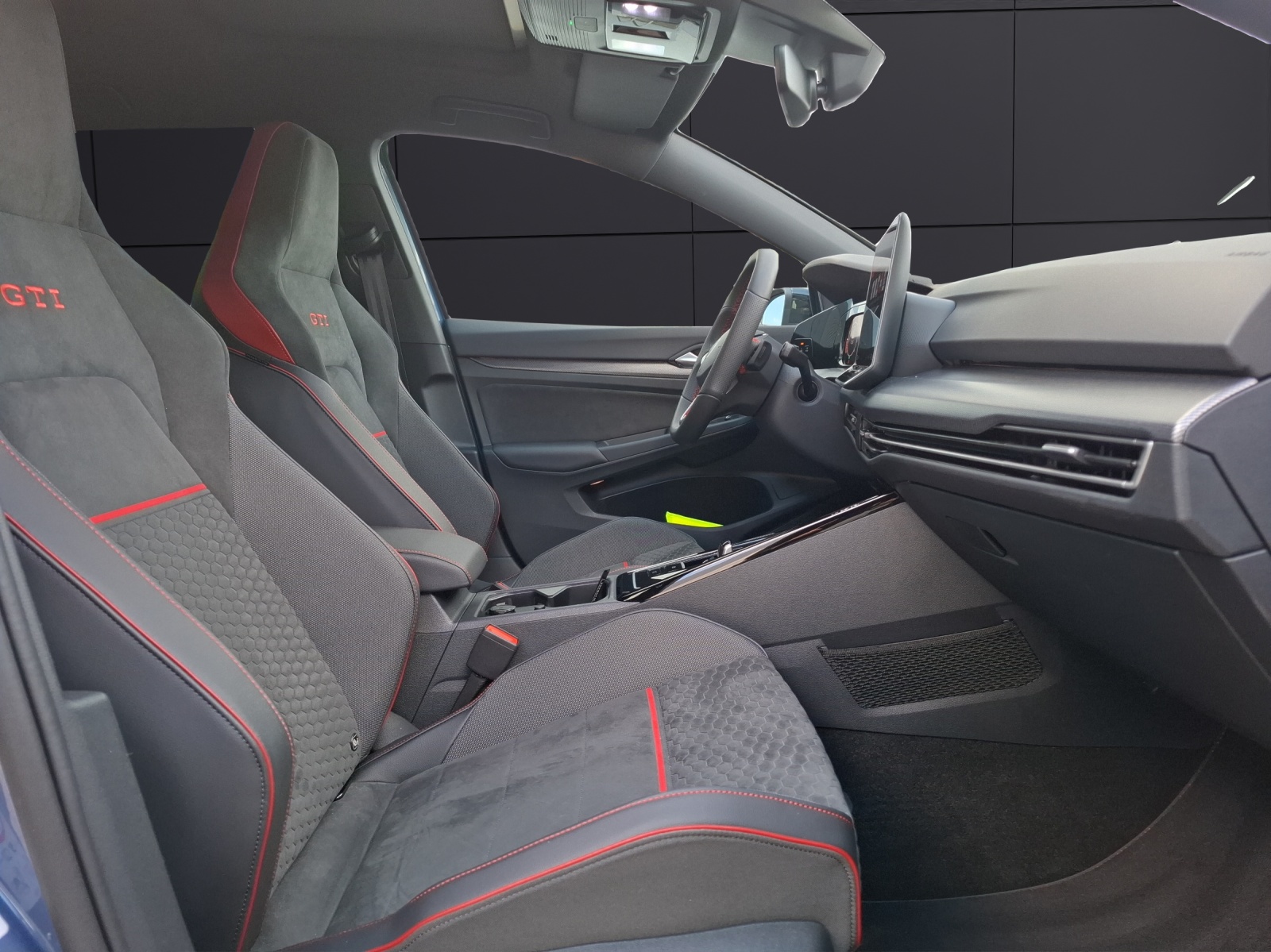 Fahrzeugabbildung Volkswagen Golf VIII GTI Clubsport DSG Matrix Navi AID Pano HUD ACC RFK SH
