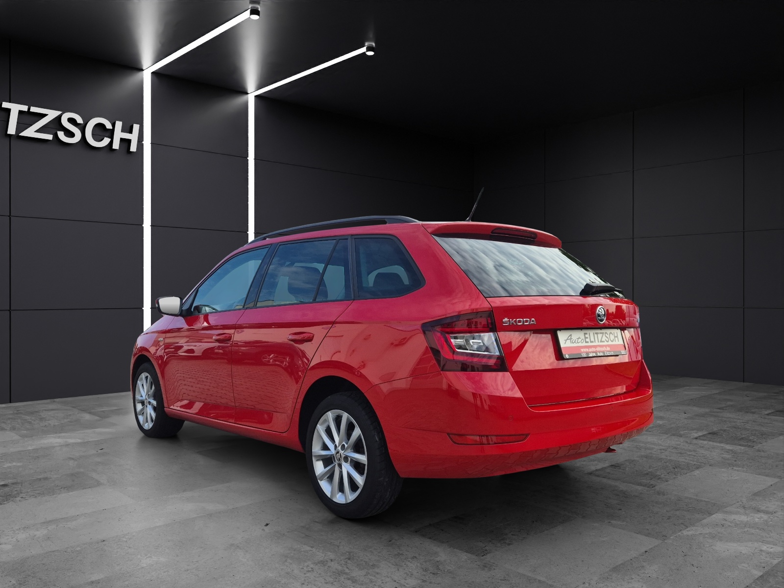 Fahrzeugabbildung SKODA Fabia Combi DSG AHK LED Klima PDC SH LM