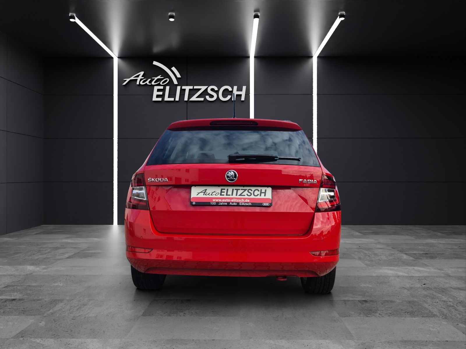 Fahrzeugabbildung SKODA Fabia Combi DSG AHK LED Klima PDC SH LM