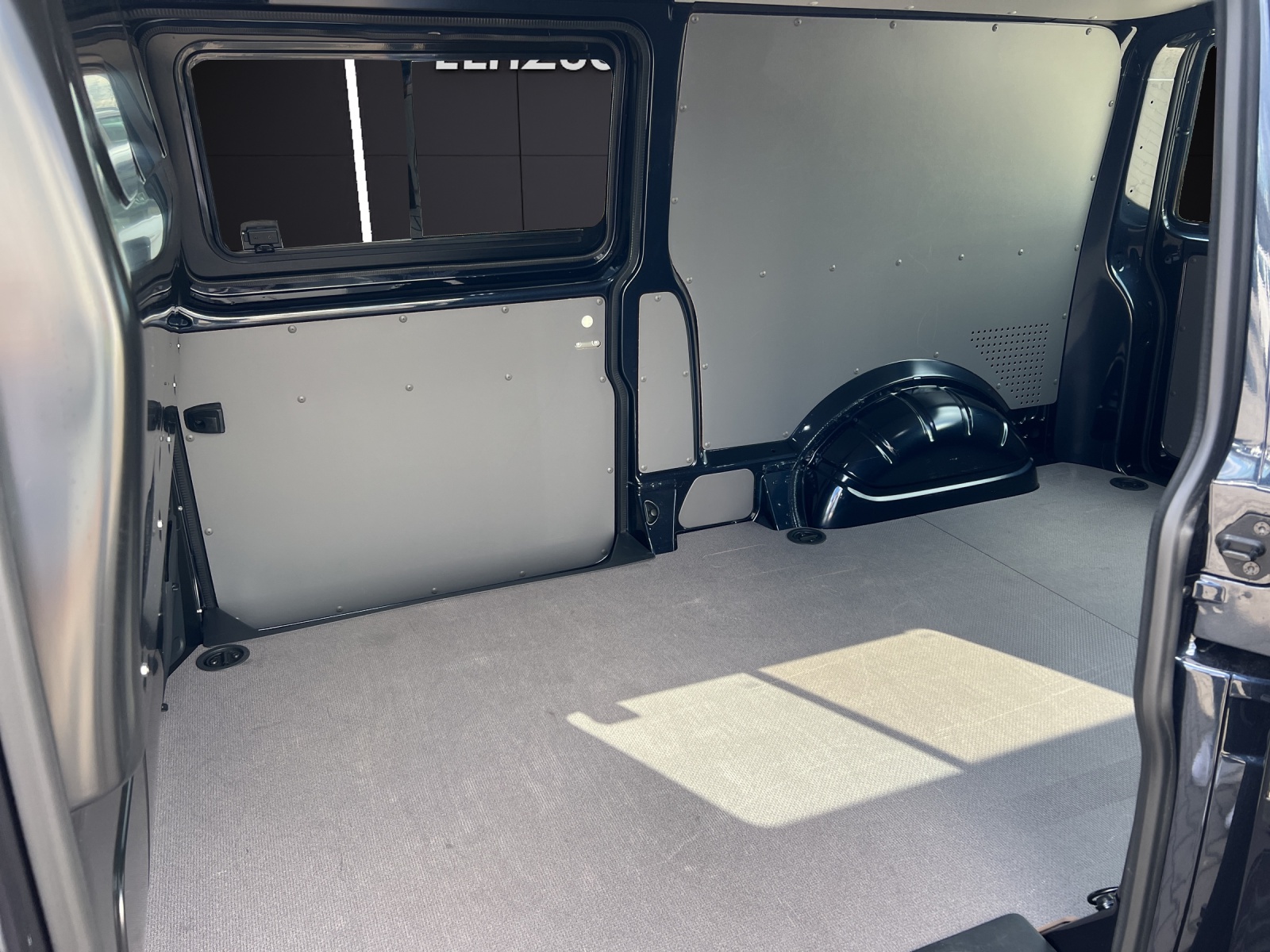 Fahrzeugabbildung Volkswagen T6 Transporter T6.1 TDI Kasten LR PDK KLIMA SITZH.