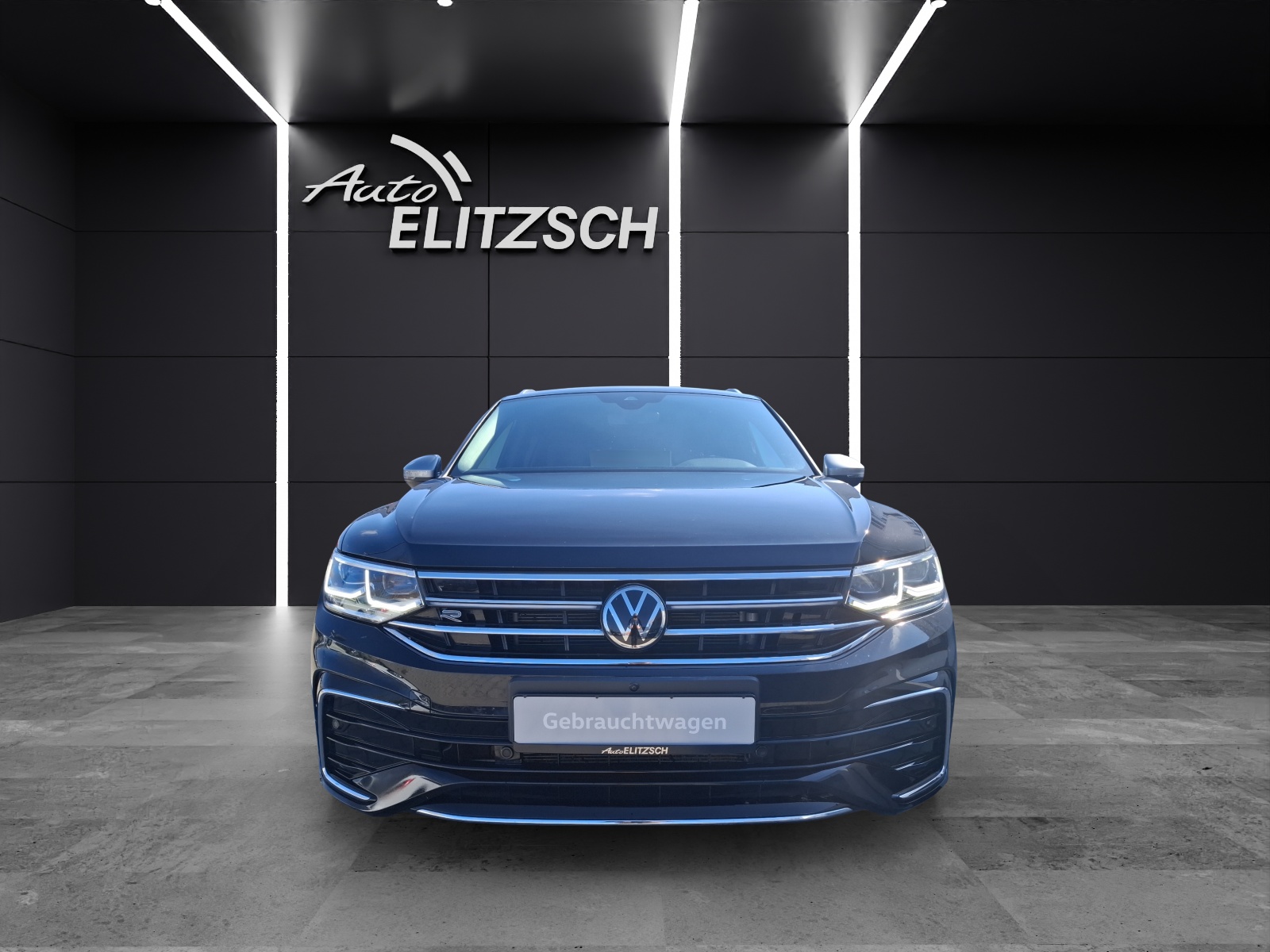 Fahrzeugabbildung Volkswagen Tiguan Allspace TDI R-Line DSG 4M Matrix AHK Navi AID ACC RFK SH 20