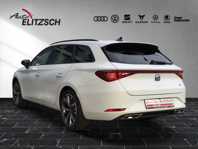 Fahrzeugabbildung SEAT Leon ST TSI FR DSG LED AHK Navi VC ACC RFK SHZ