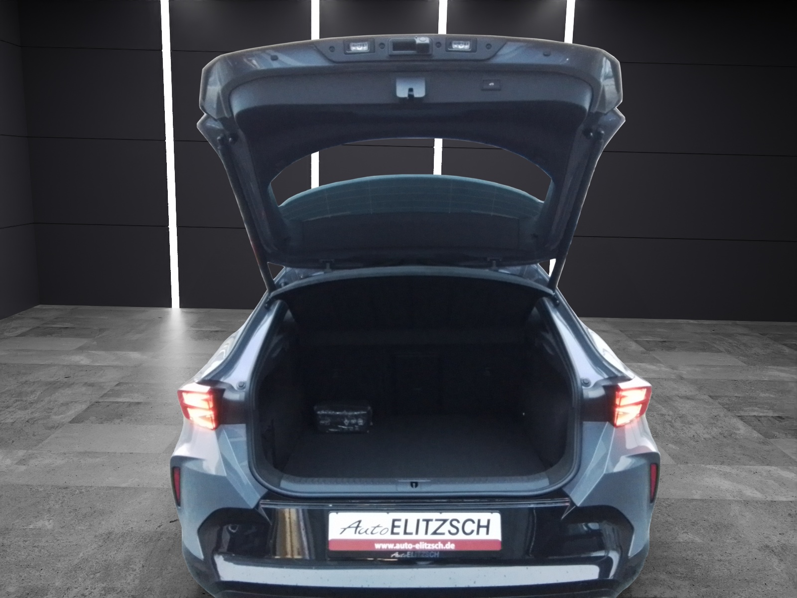 Fahrzeugabbildung CUPRA Formentor VZ 2.0 TSI 4Drive AHK Matrix