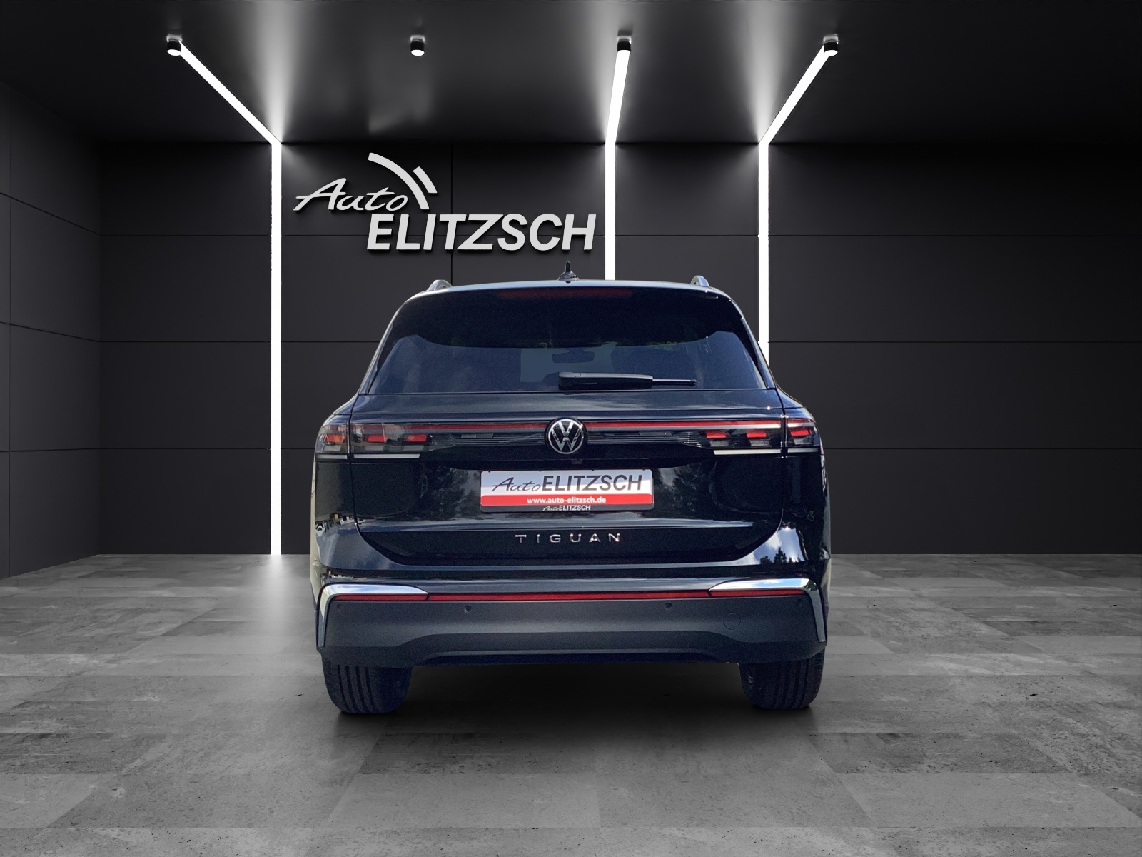 Fahrzeugabbildung Volkswagen Tiguan TDI Elegance IQ-LED H&K AHZV HuD AreaView