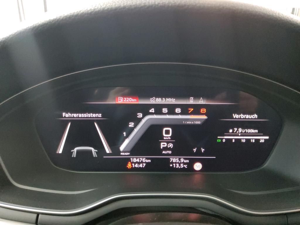Fahrzeugabbildung Audi A4 Avant 45 TFSI S-line-Edition quattro S-tronic Matrix Navi AVC SH 19