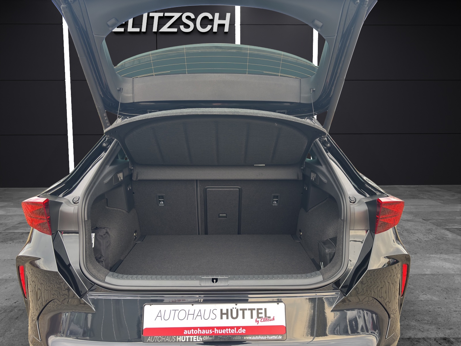 Fahrzeugabbildung CUPRA Formentor 2.0 TSI 4Drive DSG AHZ PANORAMADACH MATRIX