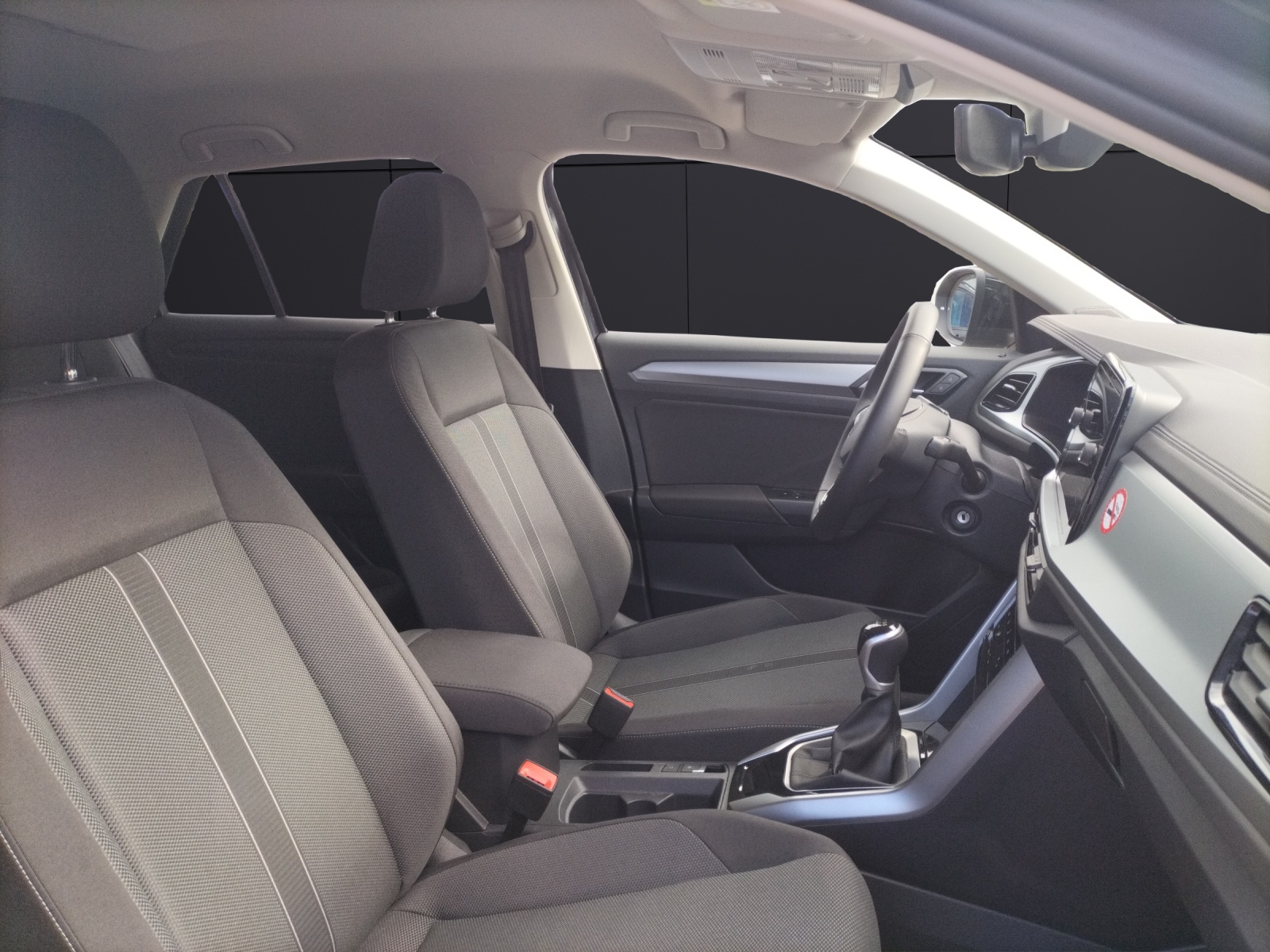 Fahrzeugabbildung Volkswagen T-Roc TSI Life LED Navi AID Park-Assist SH LM