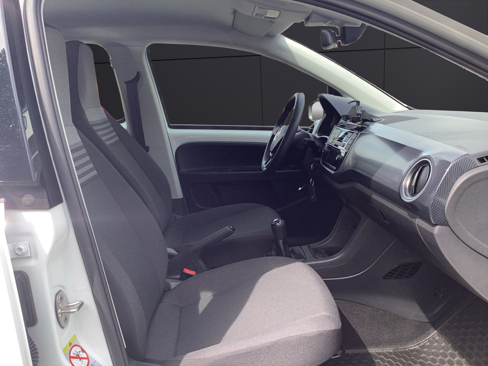 Fahrzeugabbildung Volkswagen up! 1.0 move-up Climatronic RFK DAB SH