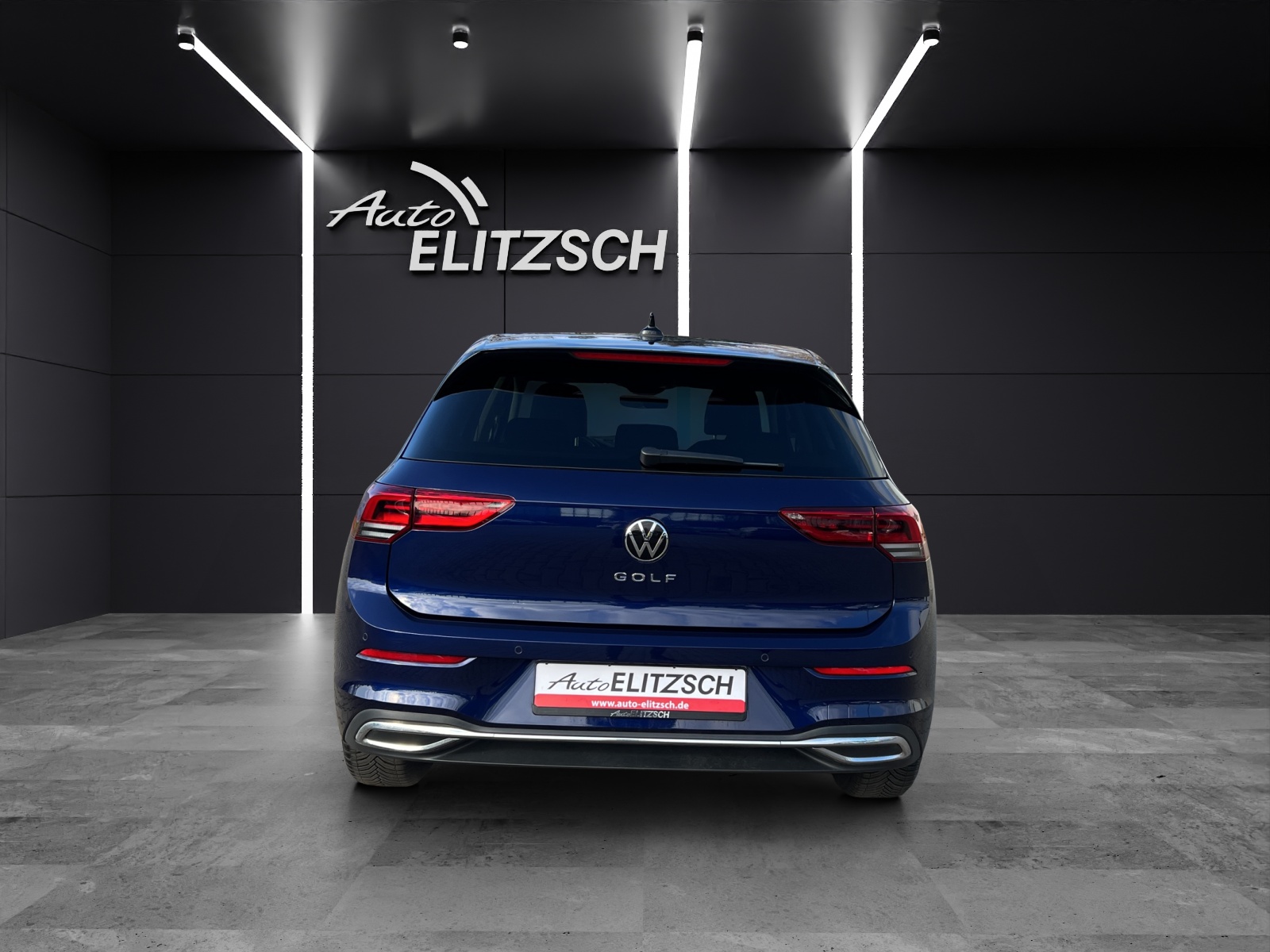 Fahrzeugabbildung Volkswagen Golf VIII TDI Life DSG AHK ACC Kamera LED AID NAVI