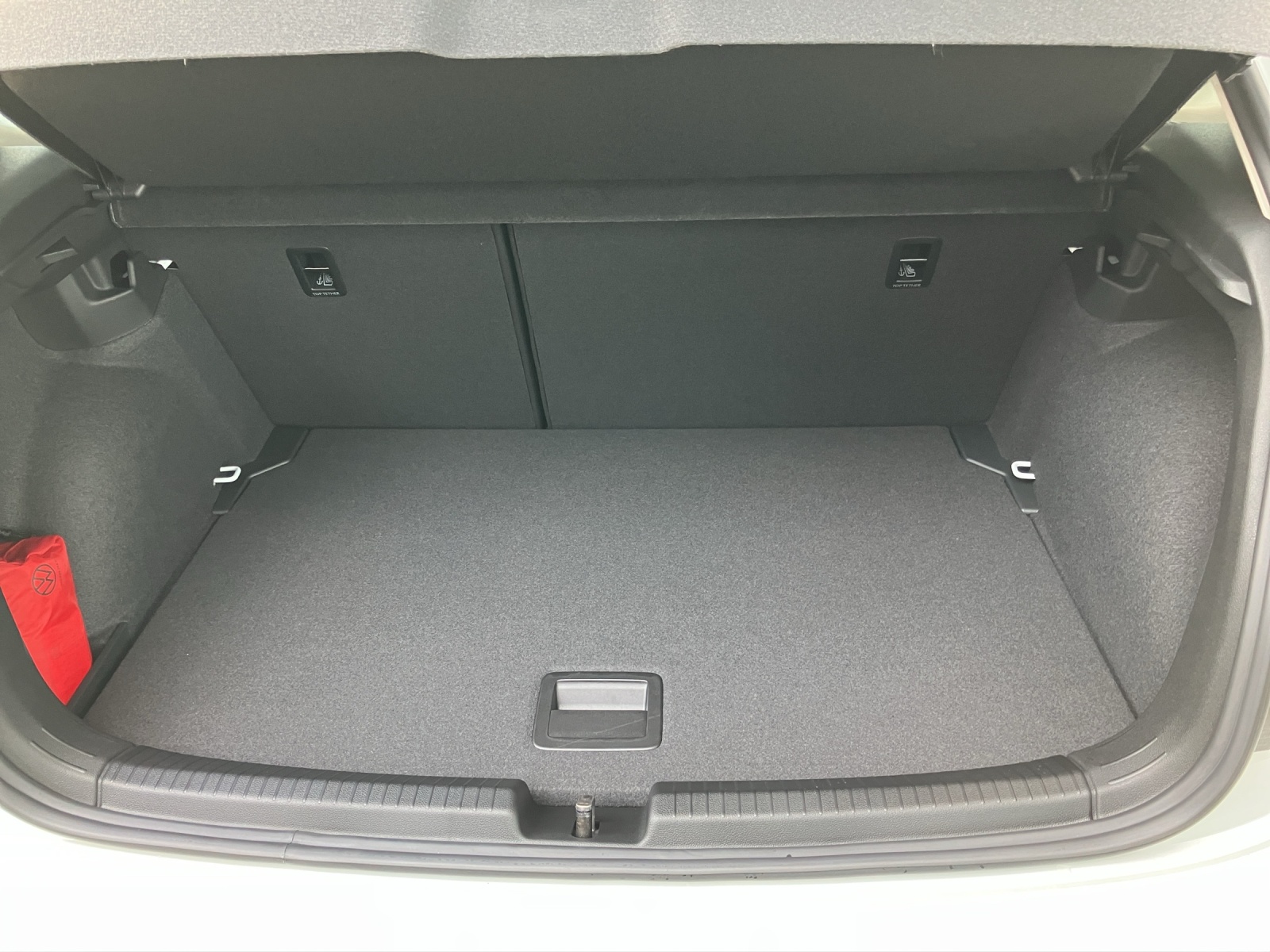 Fahrzeugabbildung Volkswagen Polo Life LED DAB+ ACC