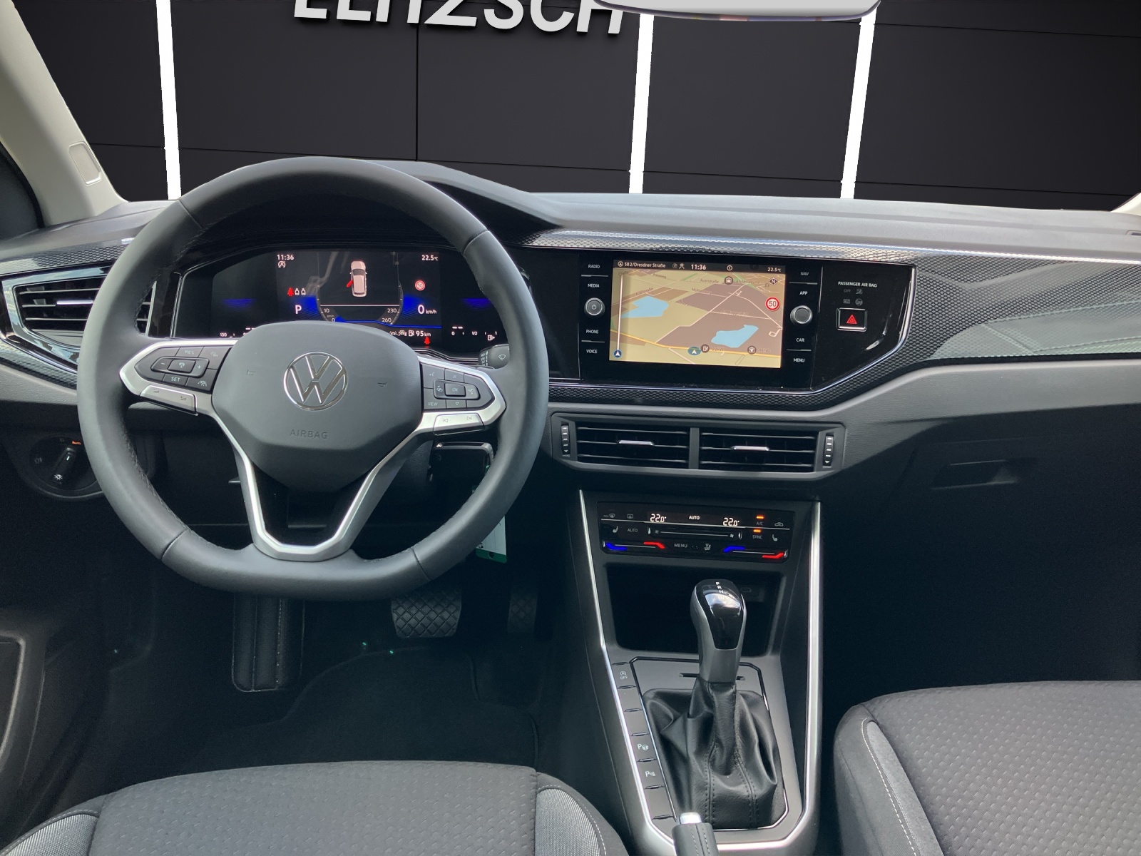 Fahrzeugabbildung Volkswagen Polo Life LED DAB+ ACC
