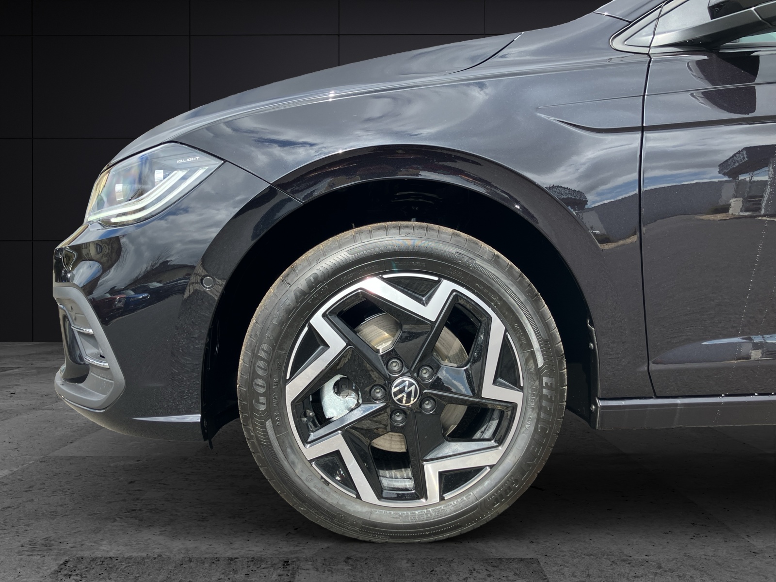 Fahrzeugabbildung Volkswagen Polo Style IQ.LIGHT NAVI DAB ACC