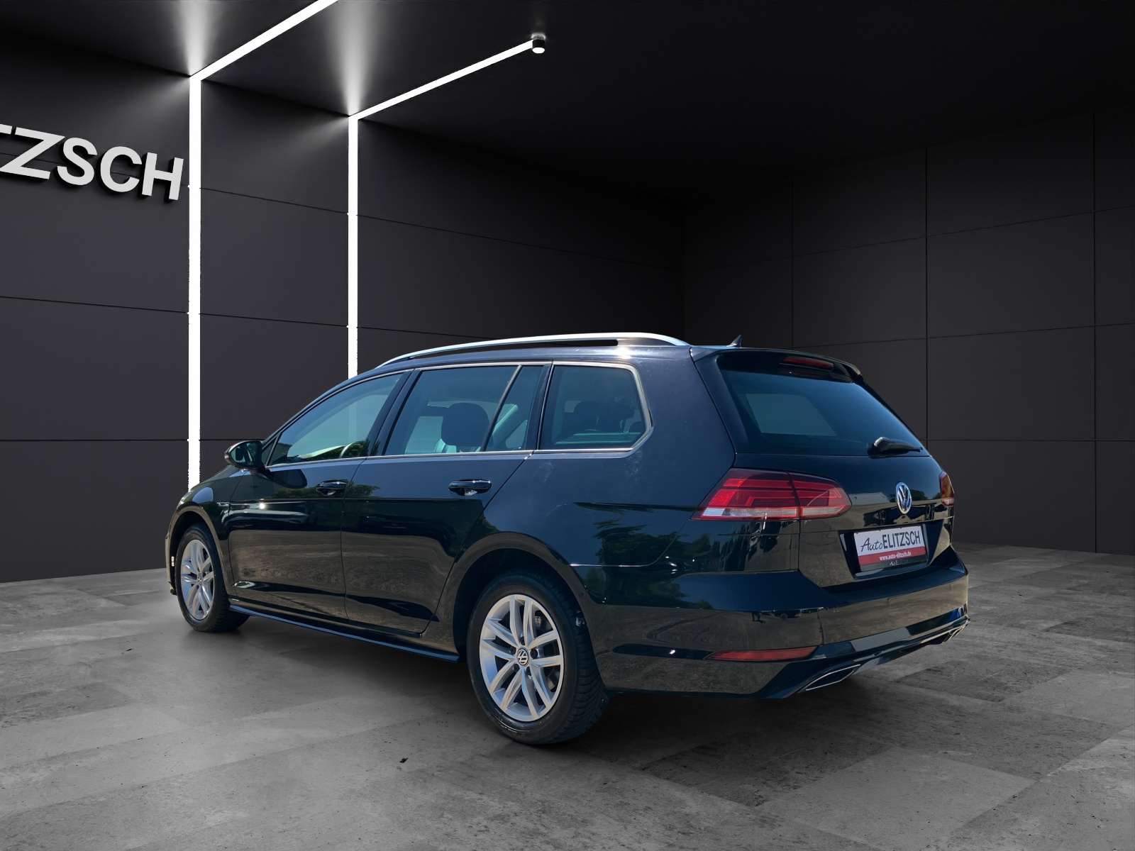 Fahrzeugabbildung Volkswagen Golf VII Variant Comfortline R-Line TDI DSG ACC SHZ RearView Navi Klima